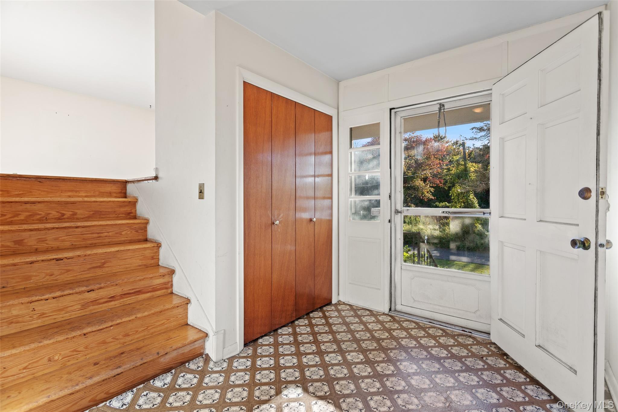 180 Bradford Avenue Property Photo 9