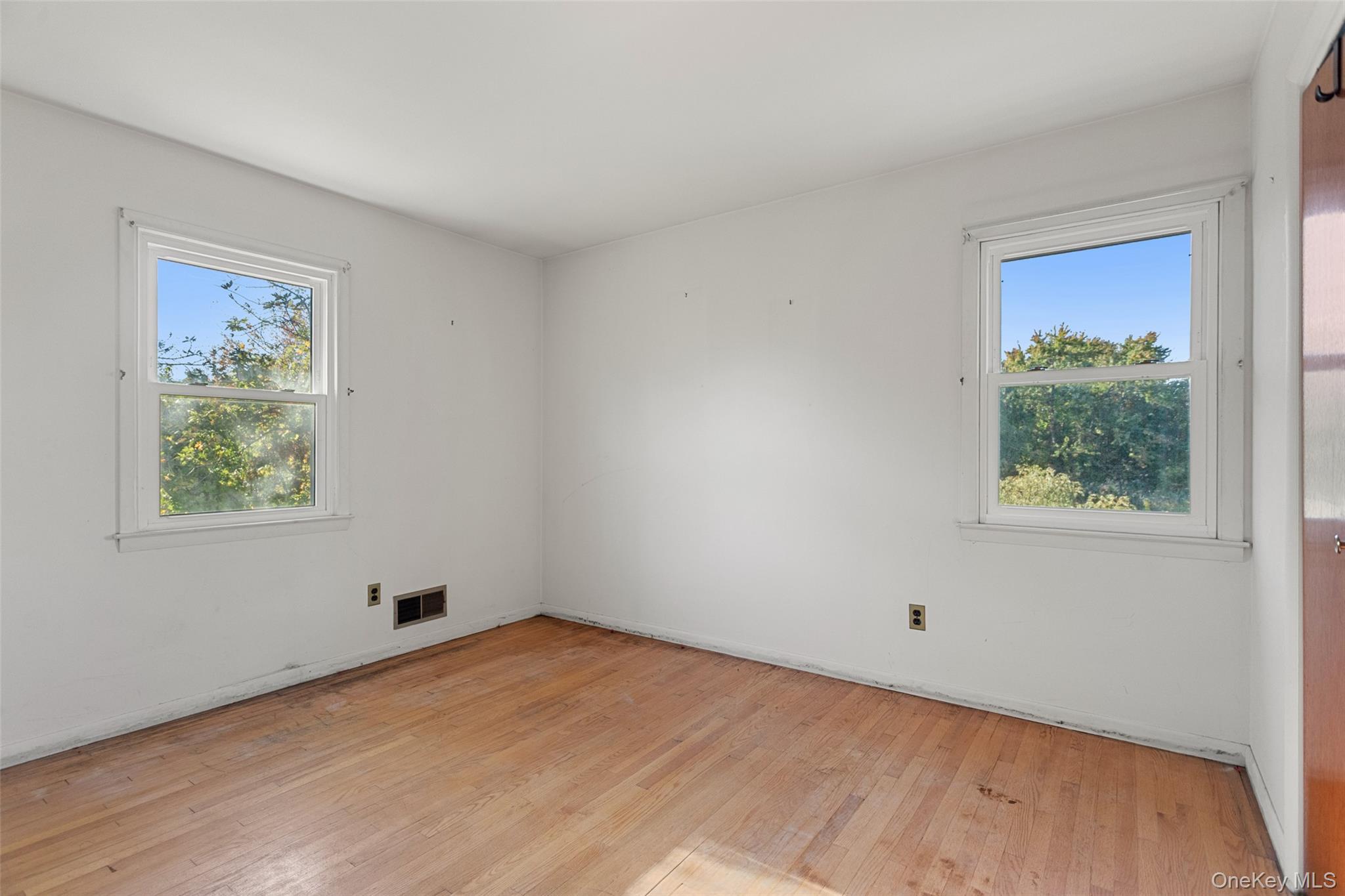 180 Bradford Avenue Property Photo 21