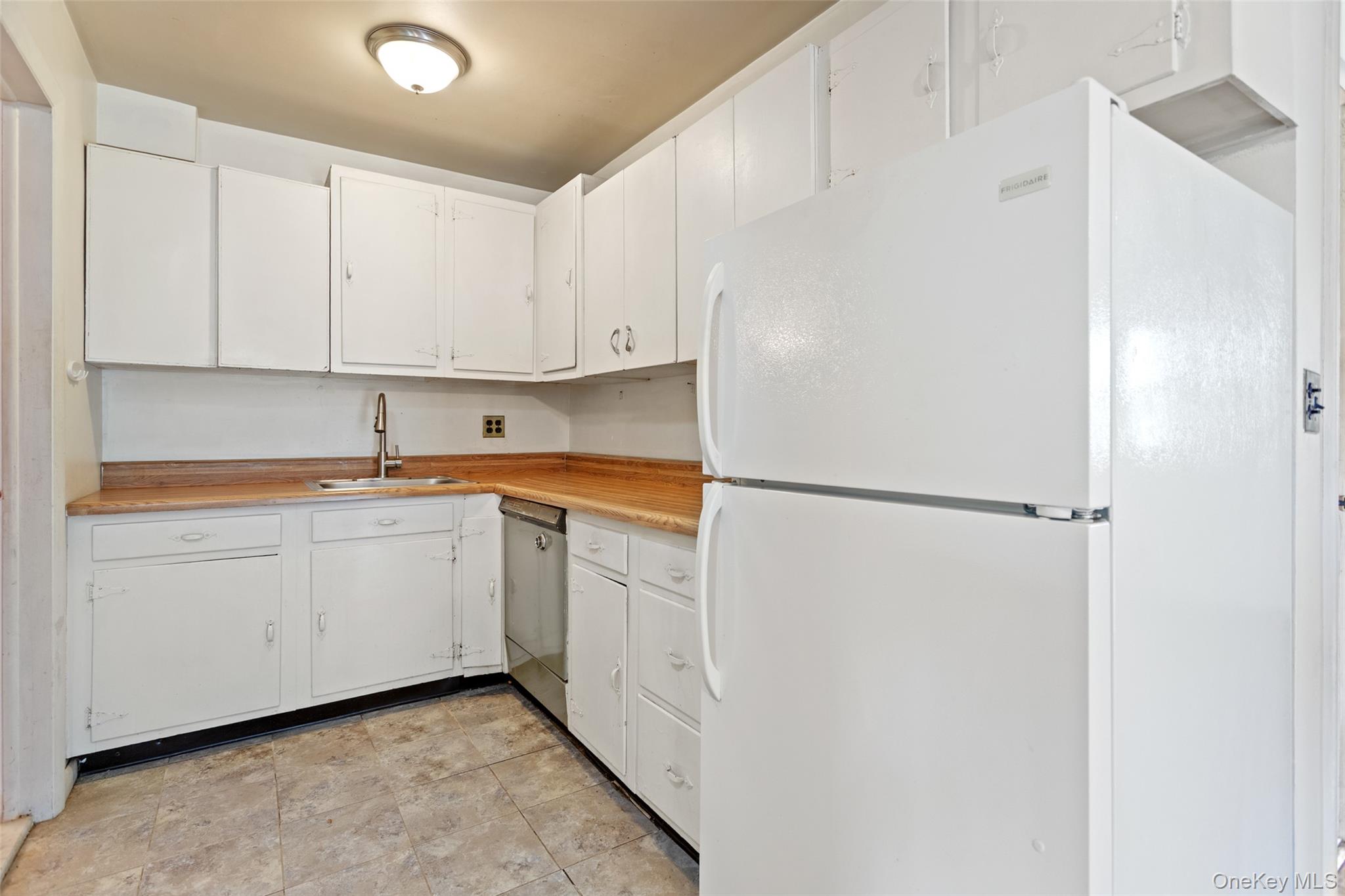 180 Bradford Avenue Property Photo 25