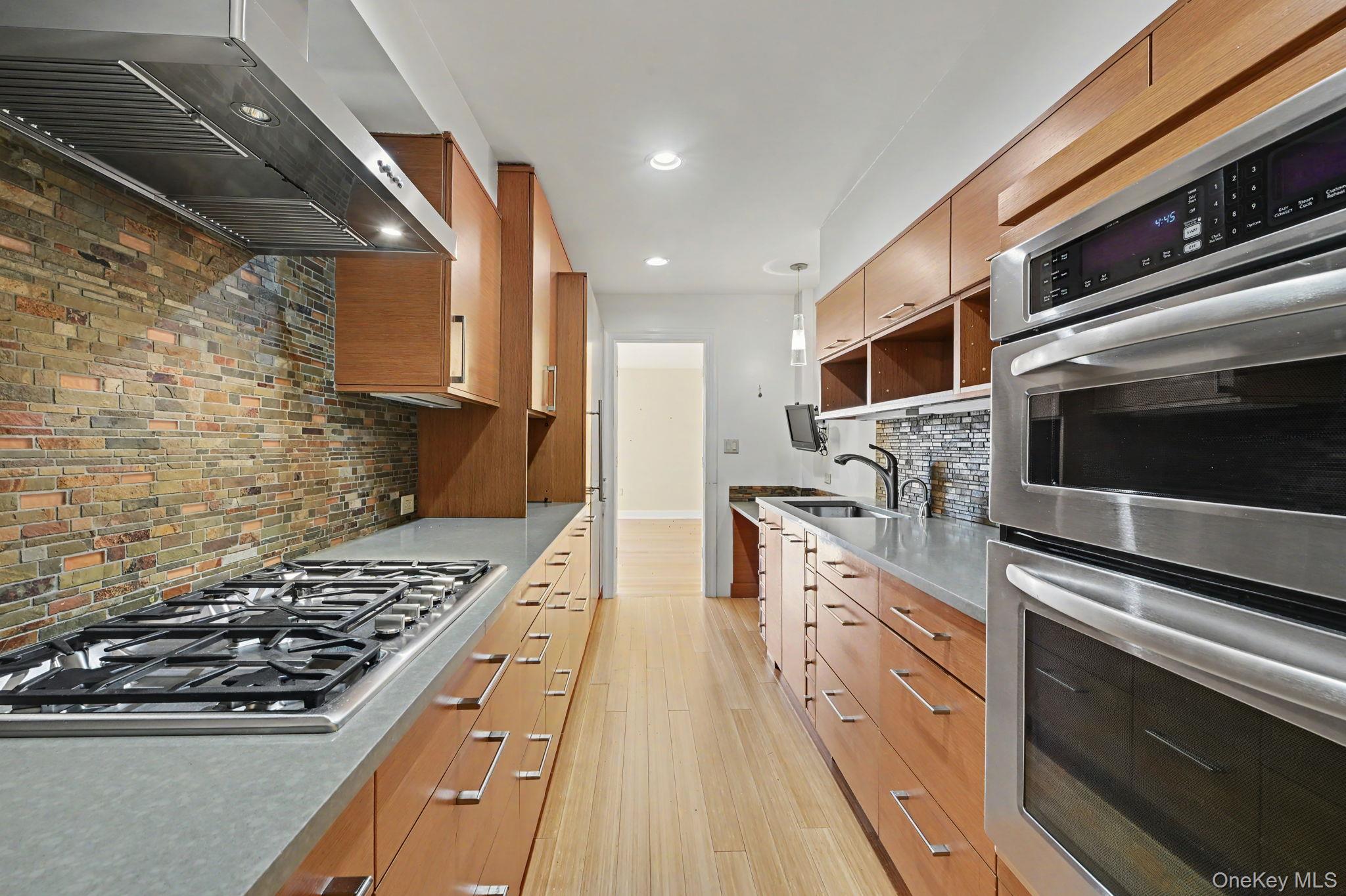 720 Milton Road N4e Property Photo 4