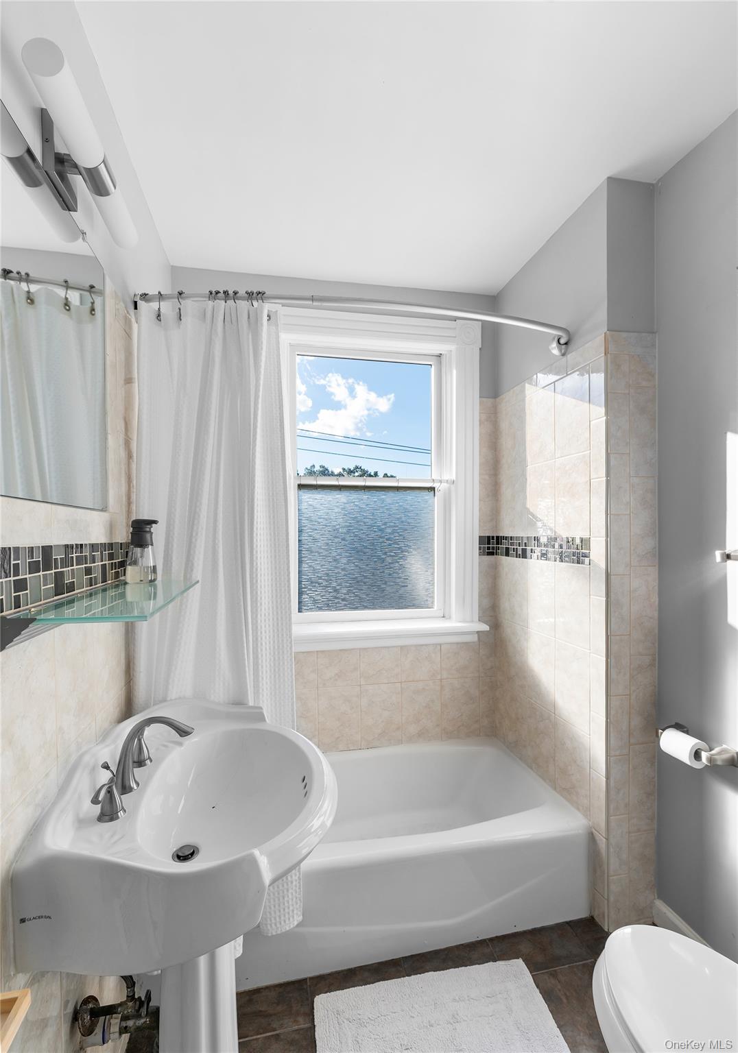 18 Linden Avenue Property Photo 25