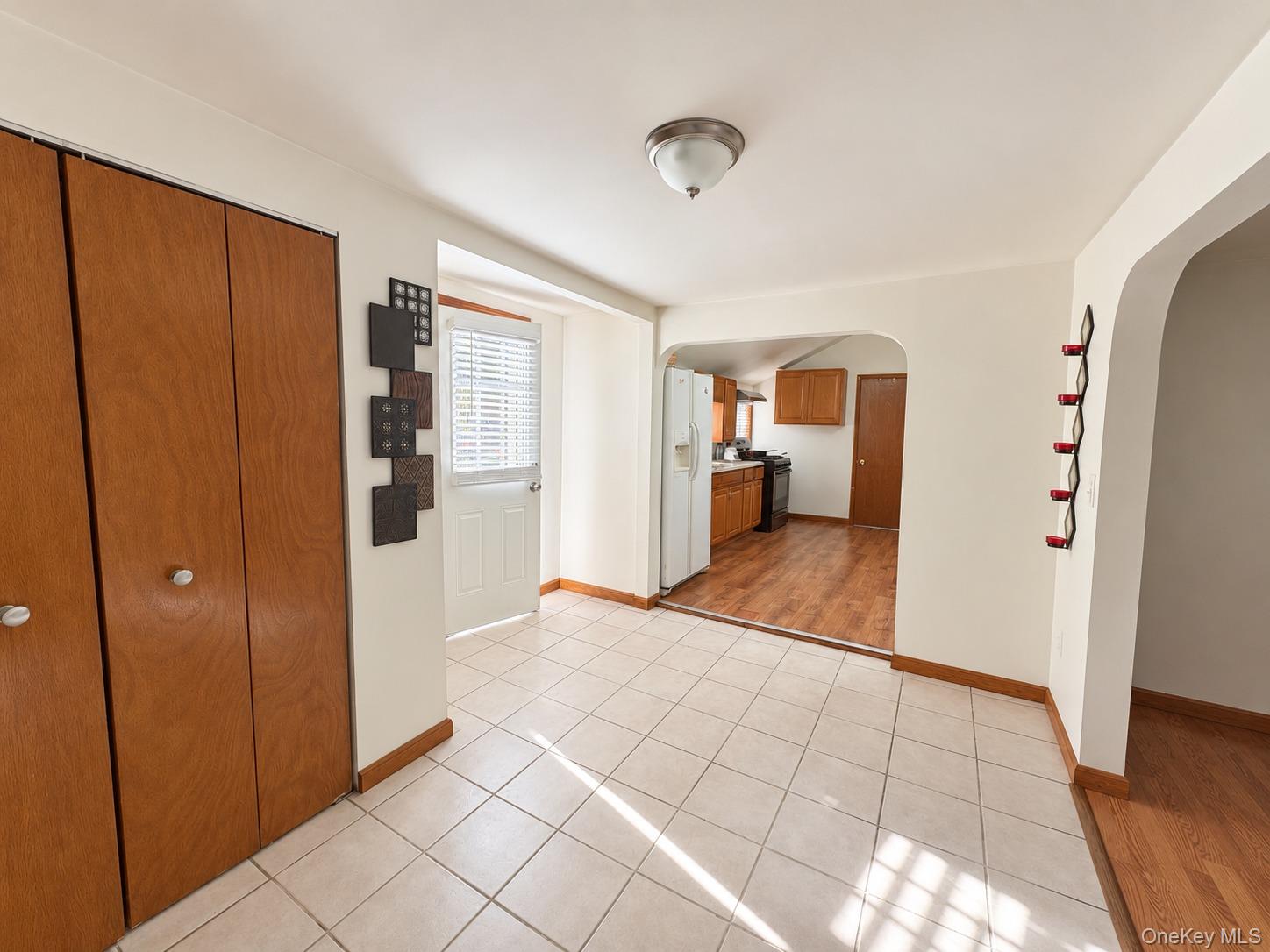 74 Genung Street Property Photo 3