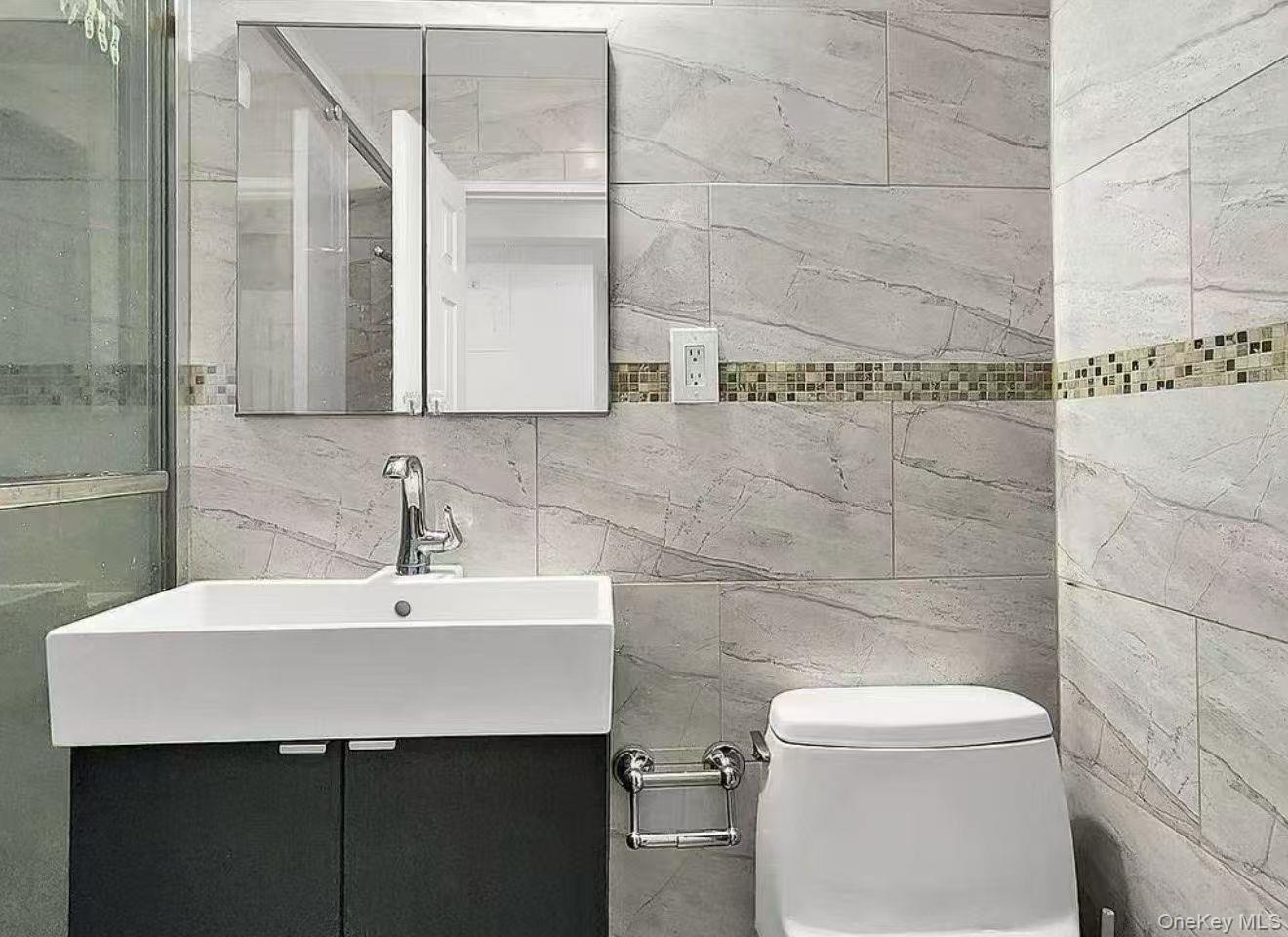 14055 34th Avenue 5b Property Photo 9