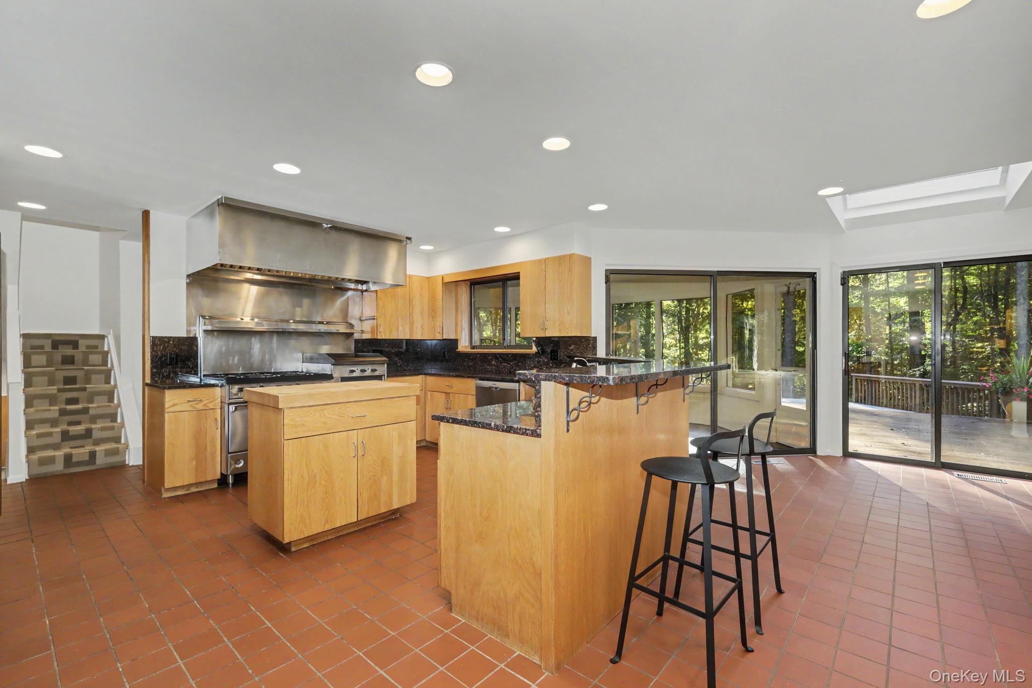 4 Stone Hollow Way Property Photo 11