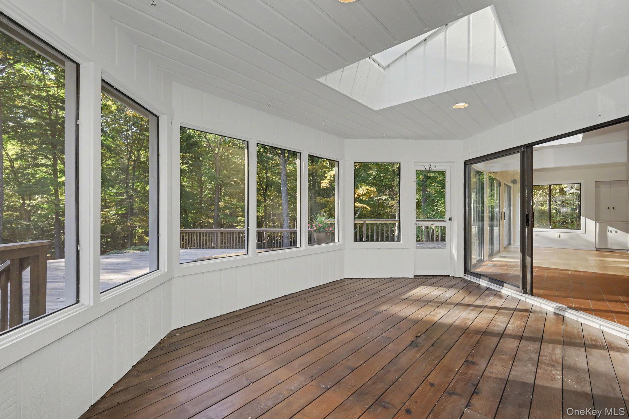 4 Stone Hollow Way Property Photo 18