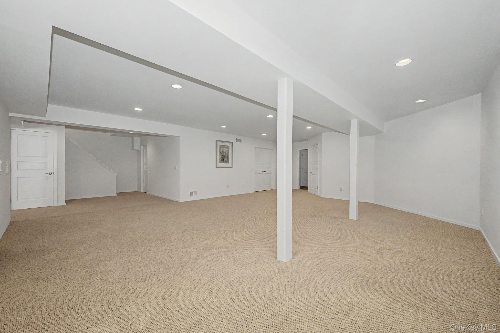 4 Stone Hollow Way Property Photo 38