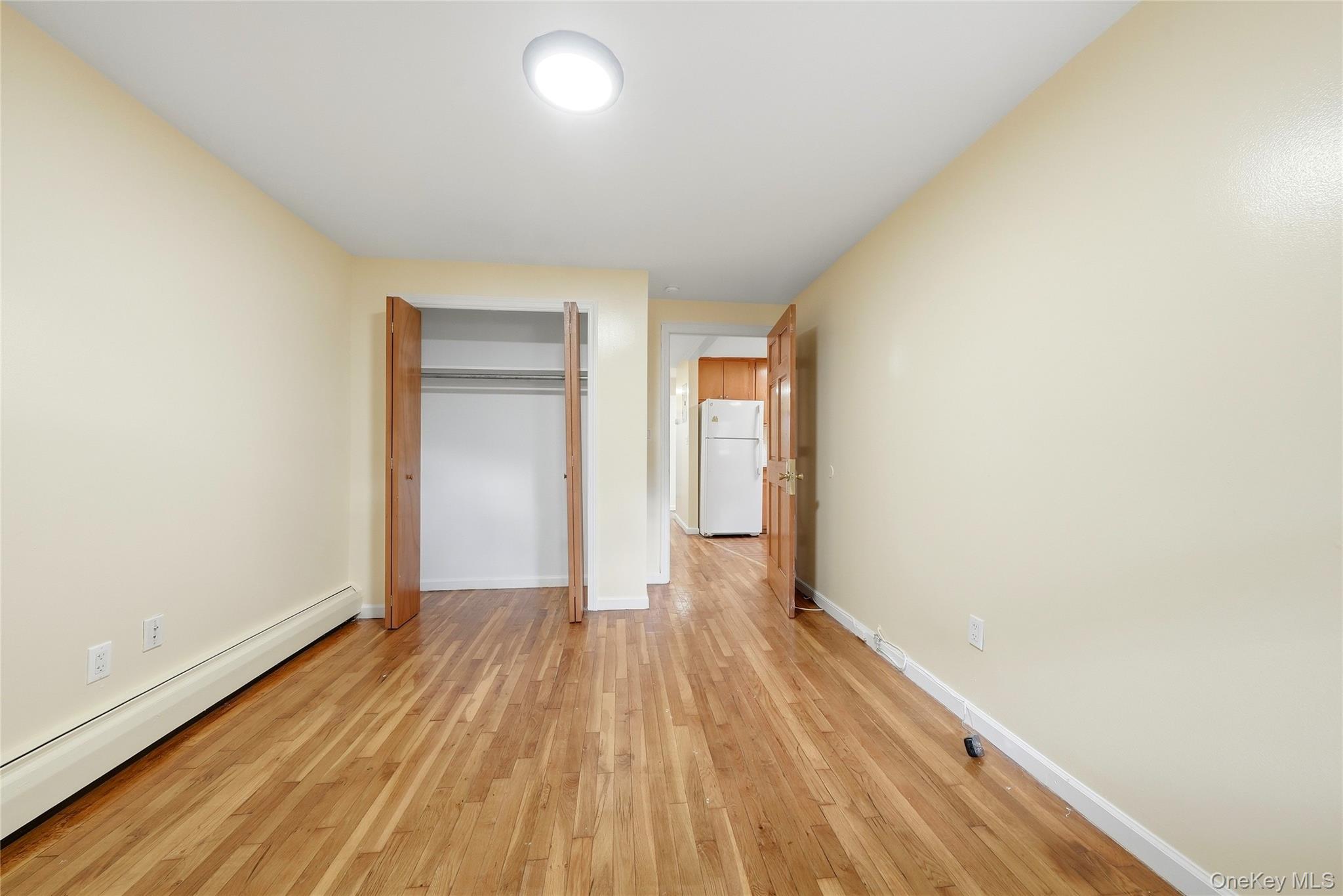 1012 E 233rd Street Property Photo 10