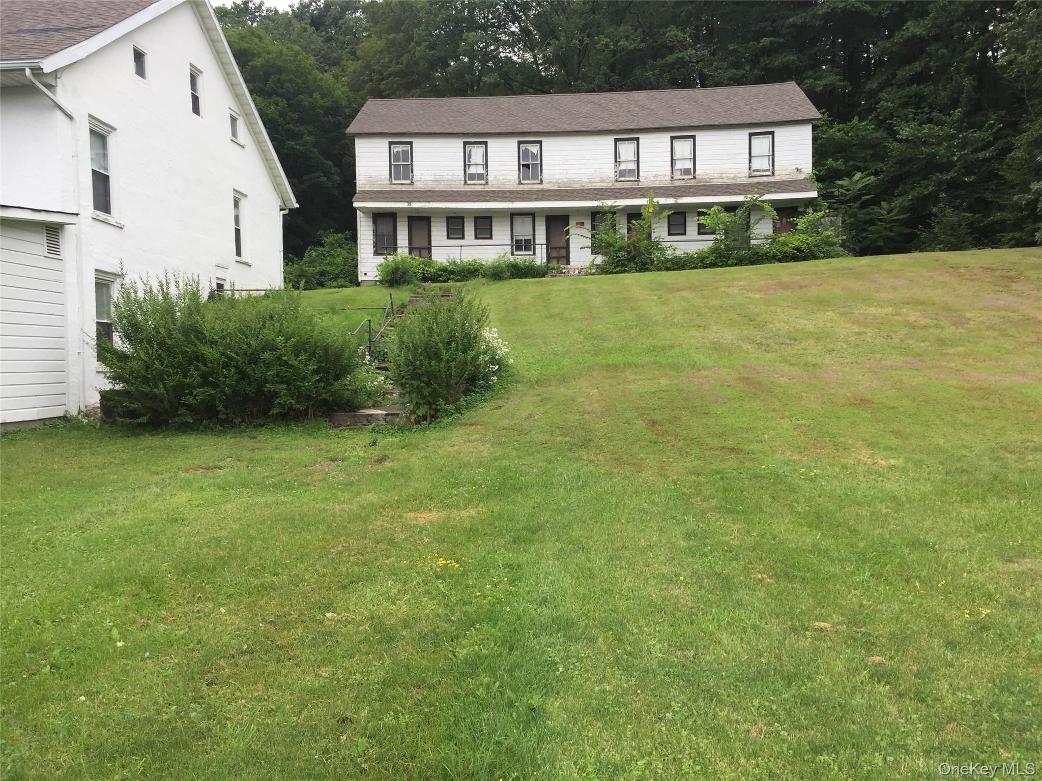 335 Main Street Property Photo 1