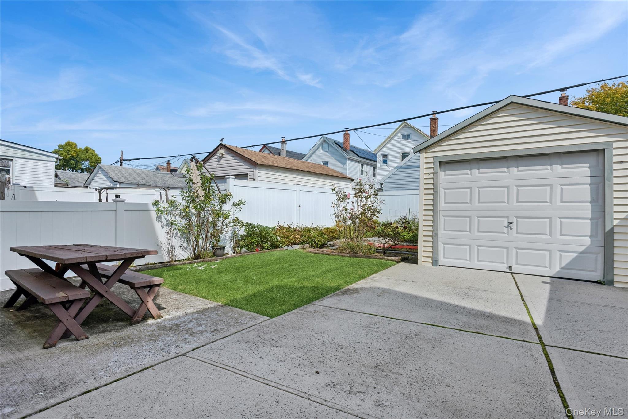 93-27 207th Street Property Photo 16
