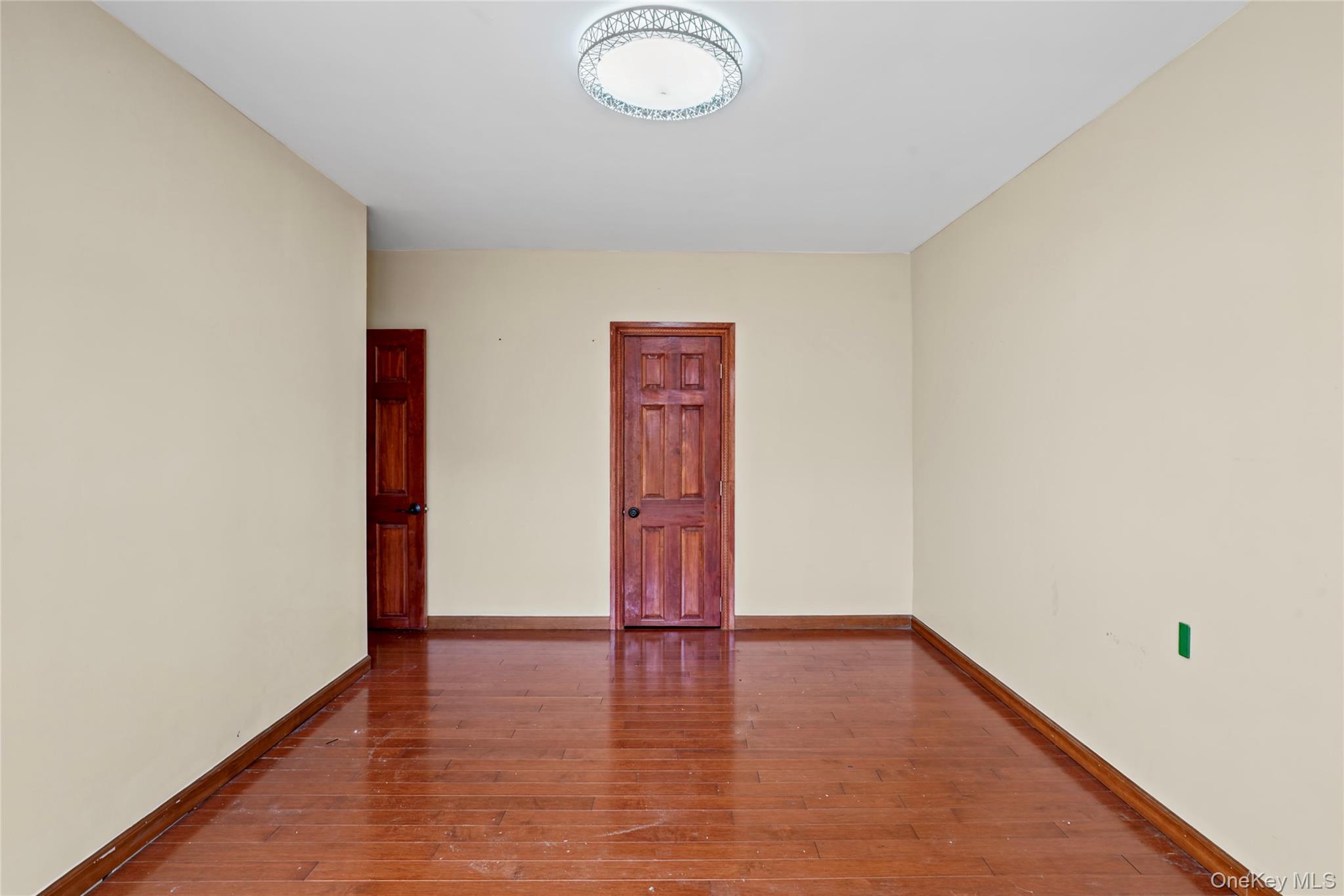 4826 63rd Street Property Photo 11