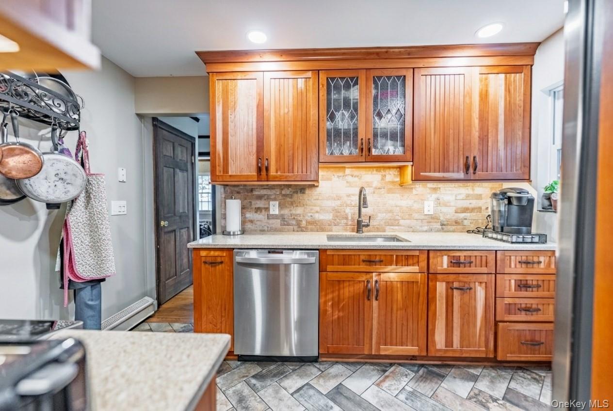 2 Charles Avenue Property Photo 6
