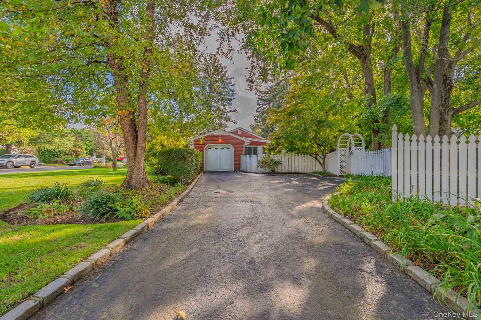2 Charles Avenue Property Photo 18
