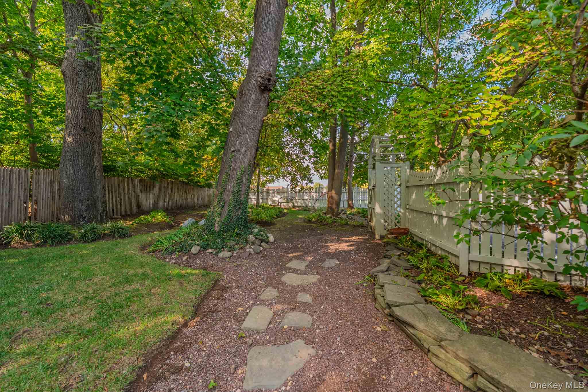 2 Charles Avenue Property Photo 19
