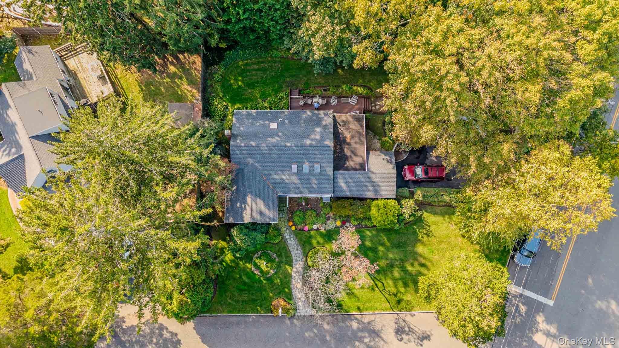 2 Charles Avenue Property Photo 25
