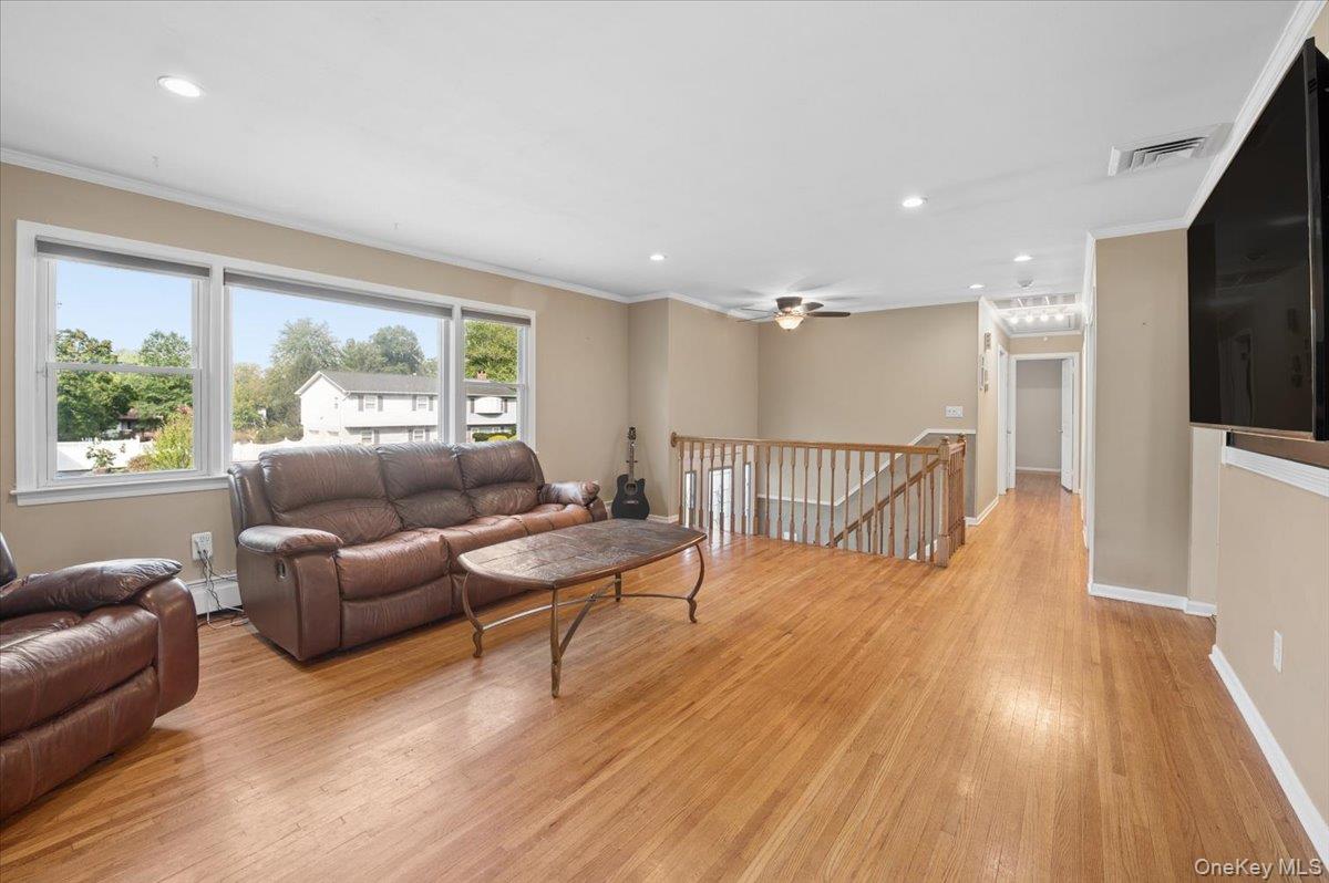 5 Cottonwood Court Property Photo 3