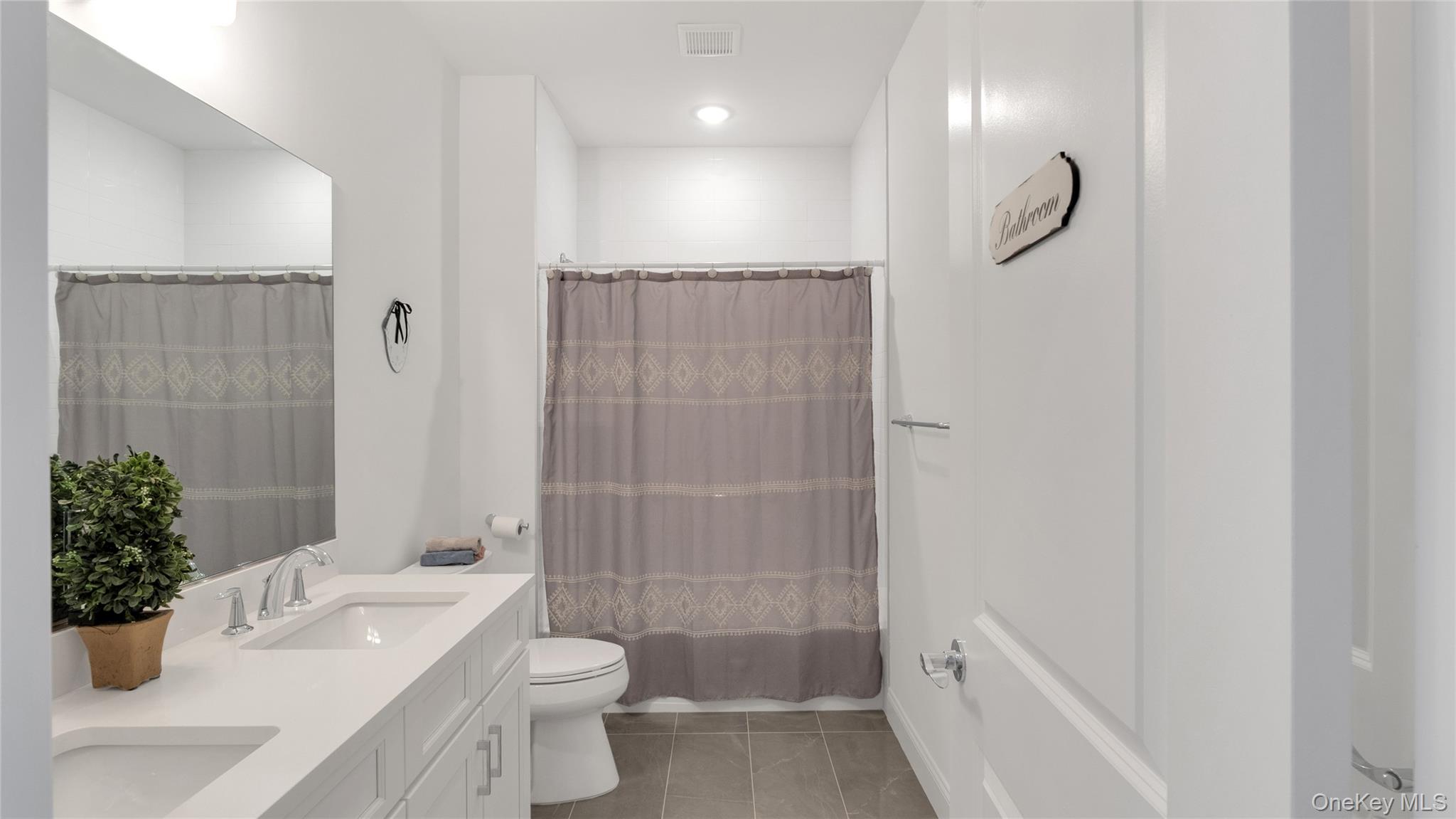 272 Silver Timber Drive Property Photo 18