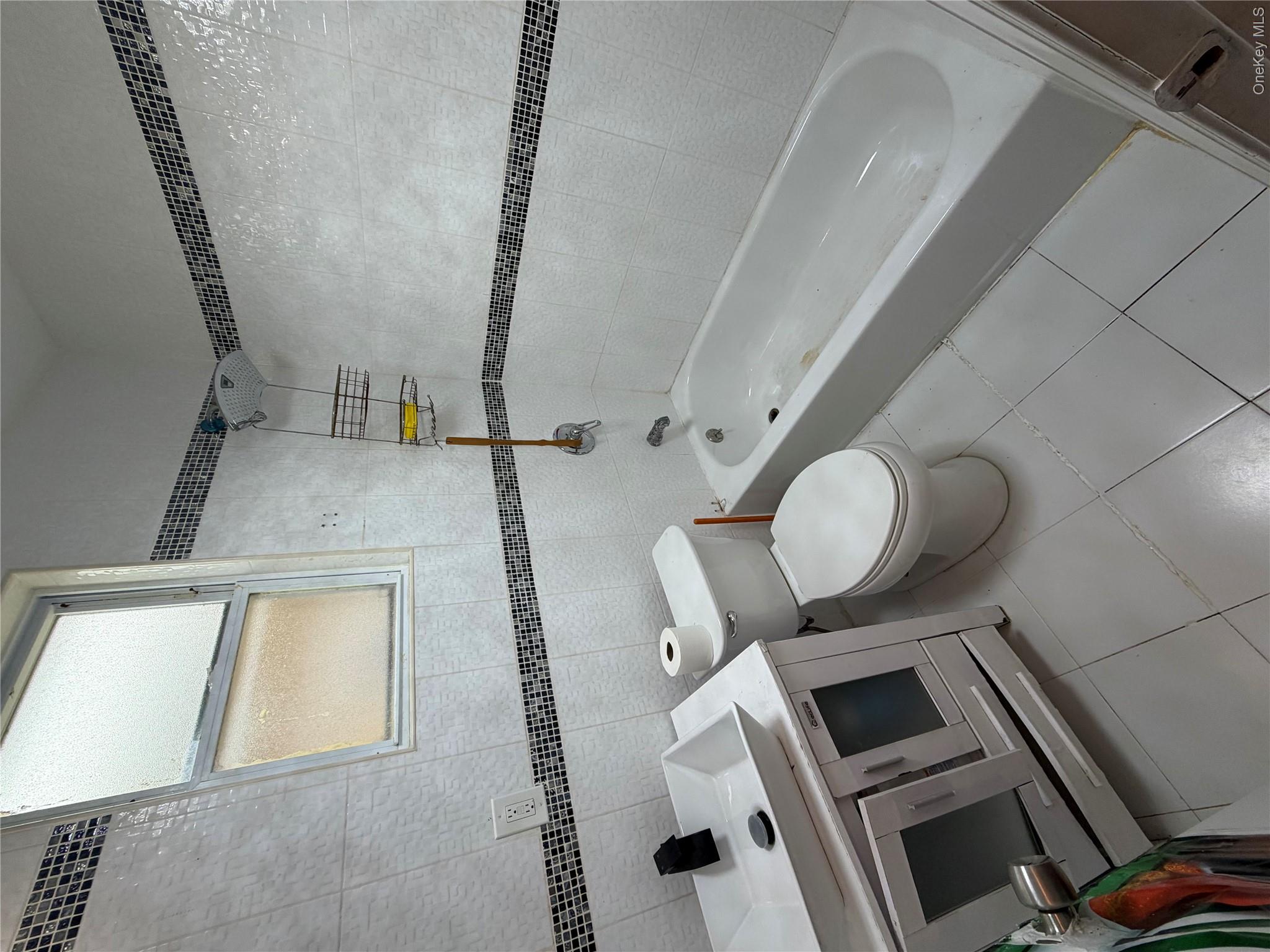 5 Matthews Place Property Photo 11