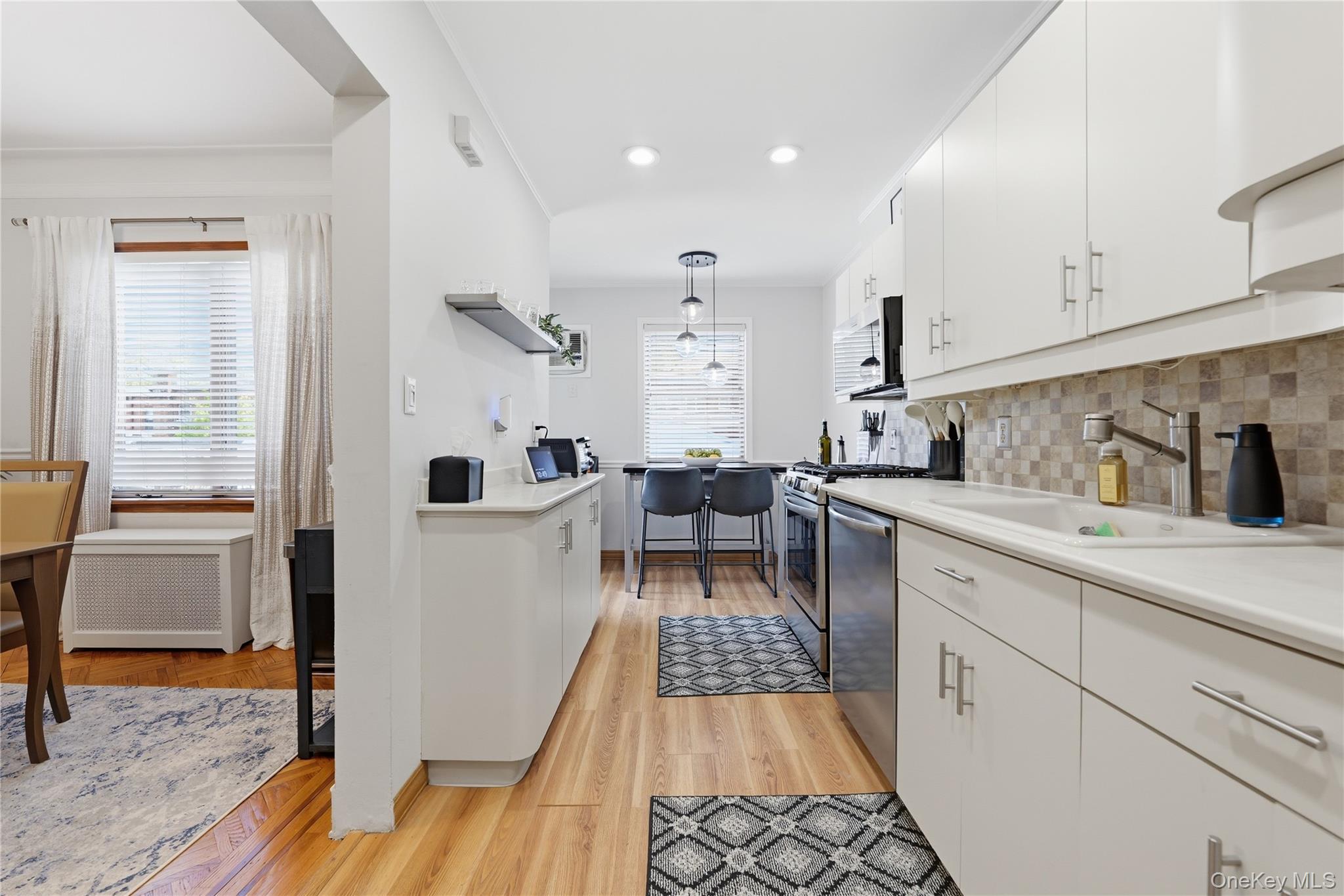 6483 83rd Place Property Photo 10