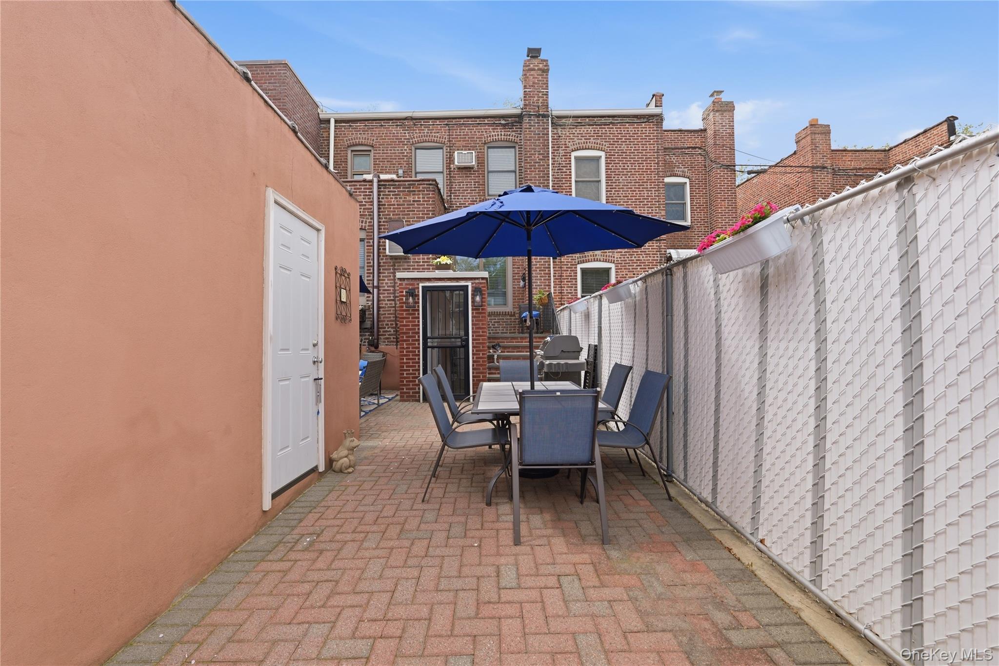 6483 83rd Place Property Photo 31