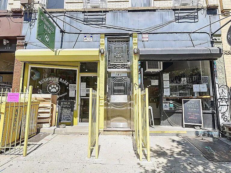 181 Irving Avenue Property Photo 22