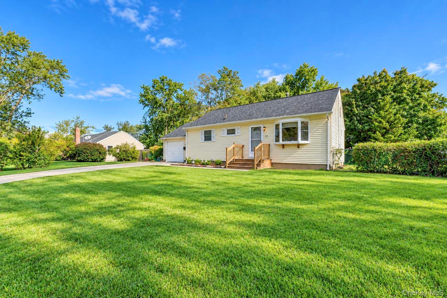 34 Midday Drive Property Photo 2
