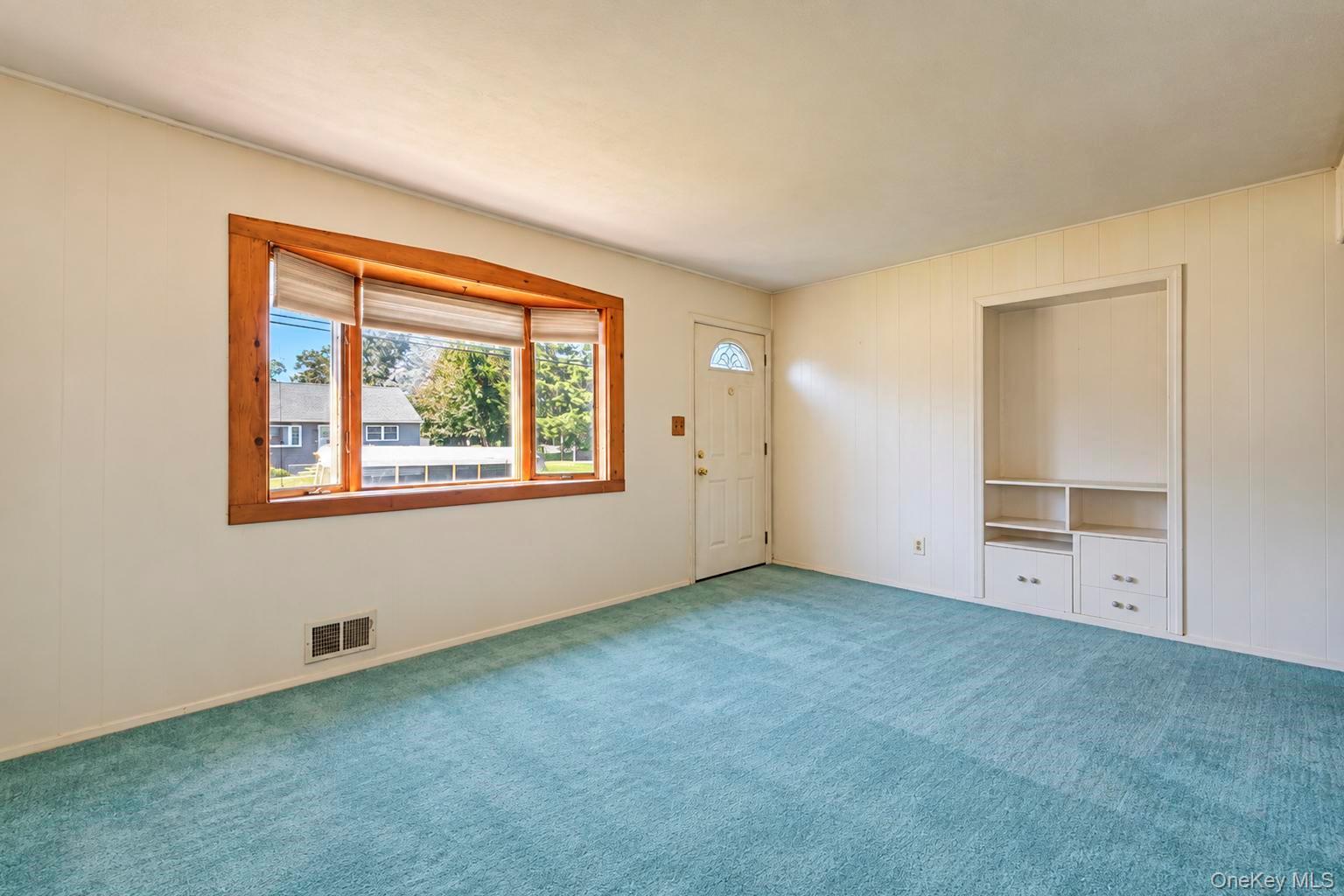 34 Midday Drive Property Photo 5
