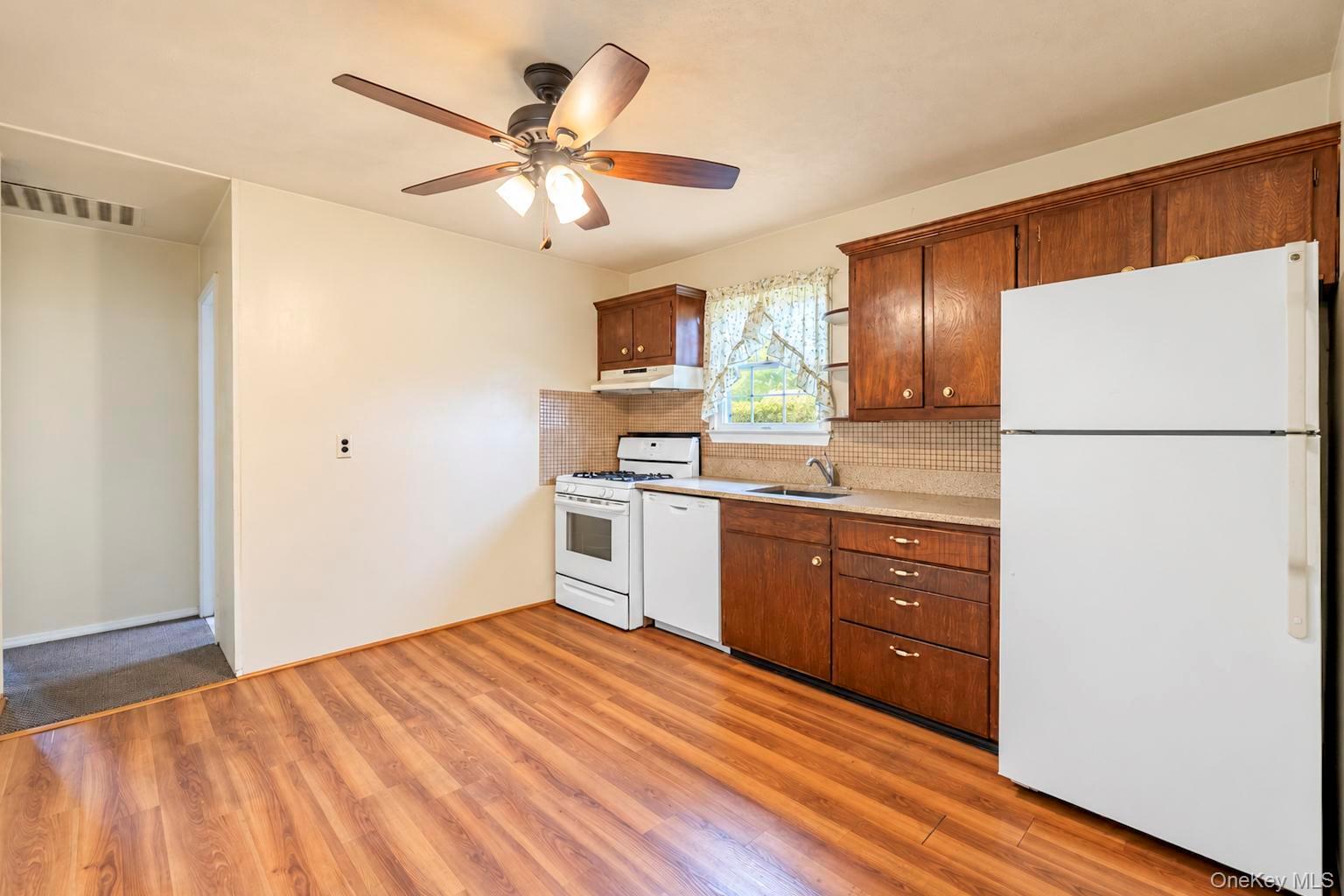 34 Midday Drive Property Photo 15