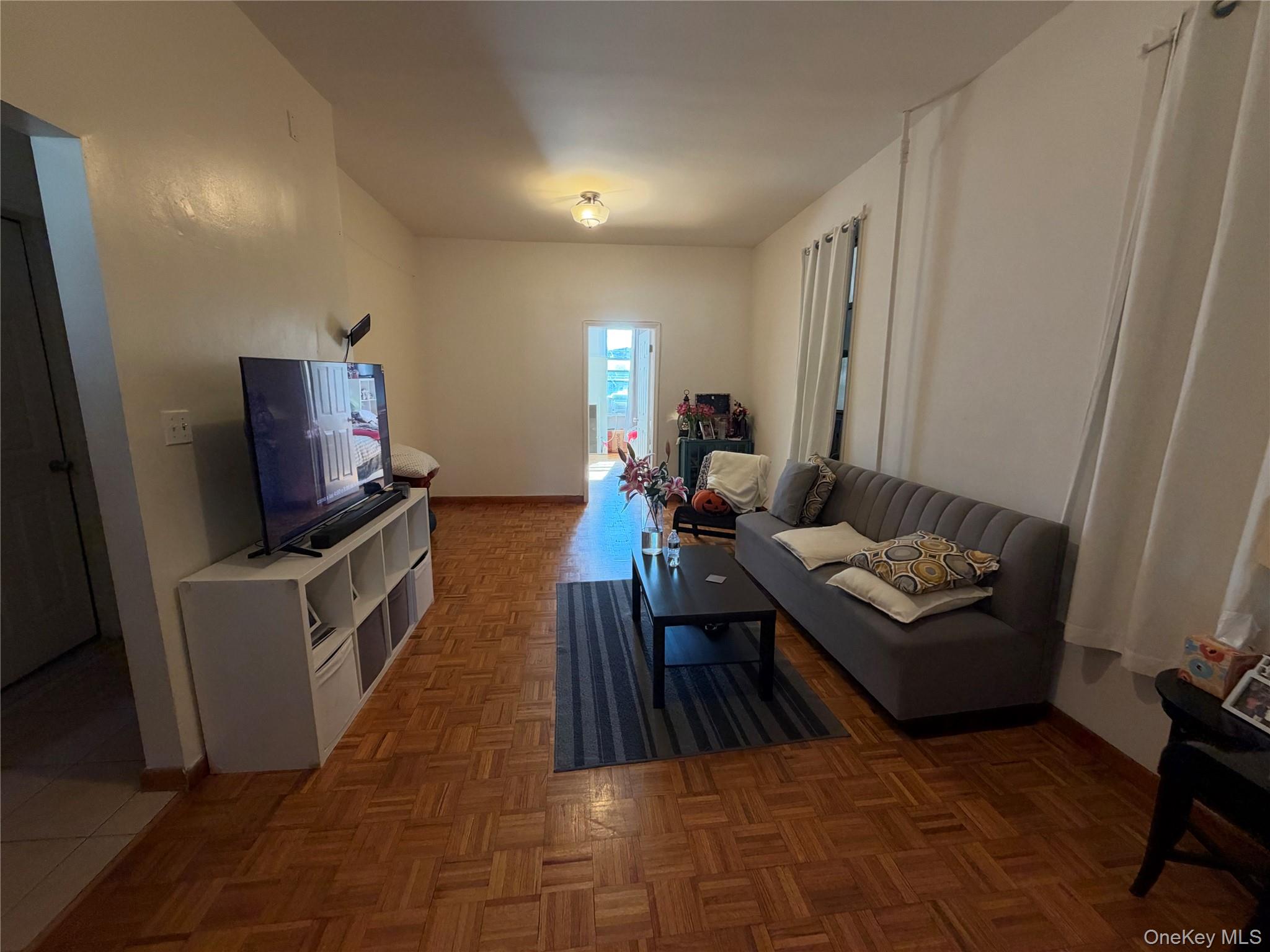 1833 27th Avenue Property Photo 5