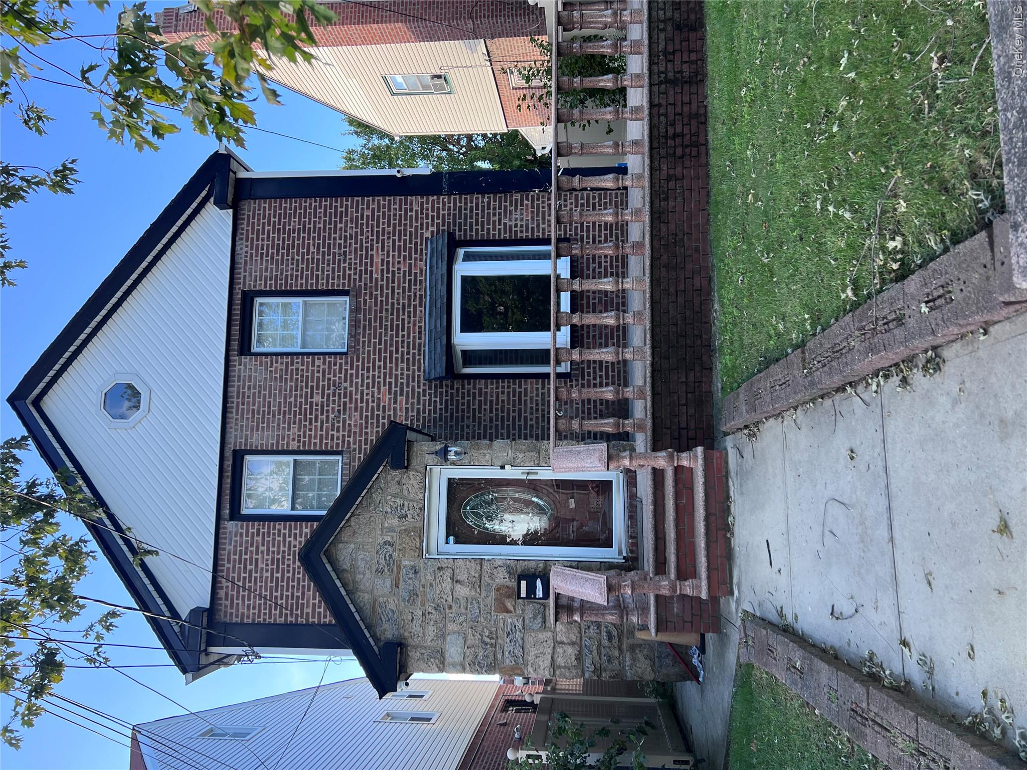 13018 228th Street Property Photo 1