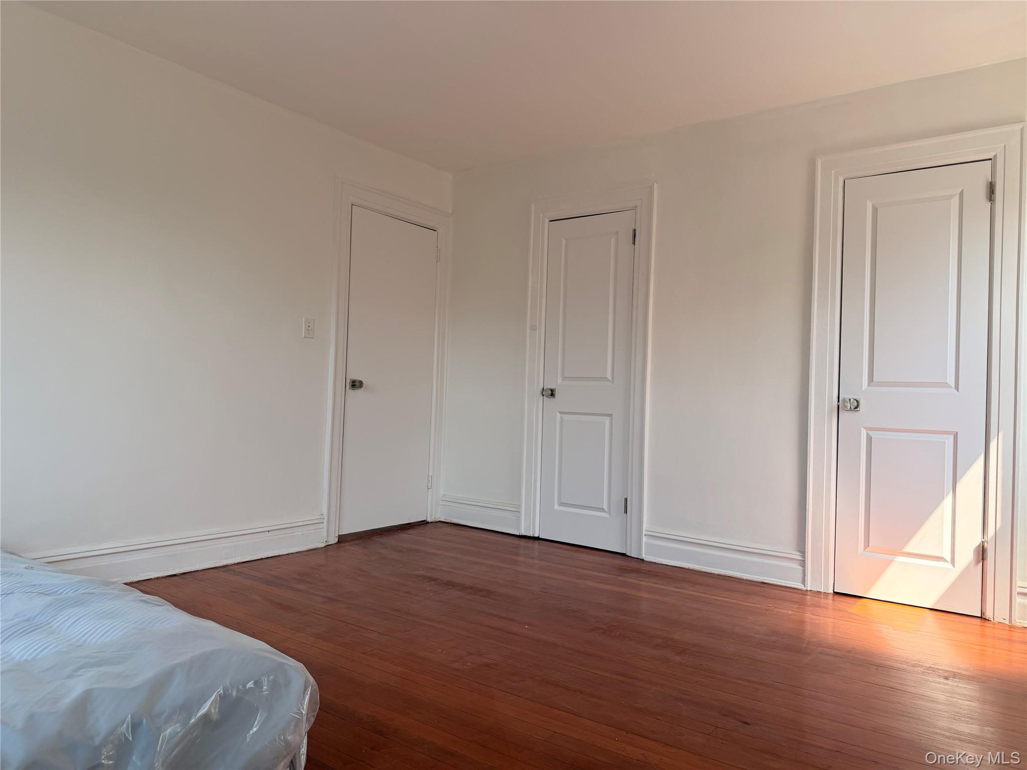 218-35 Appt A 104th Avenue Property Photo 1