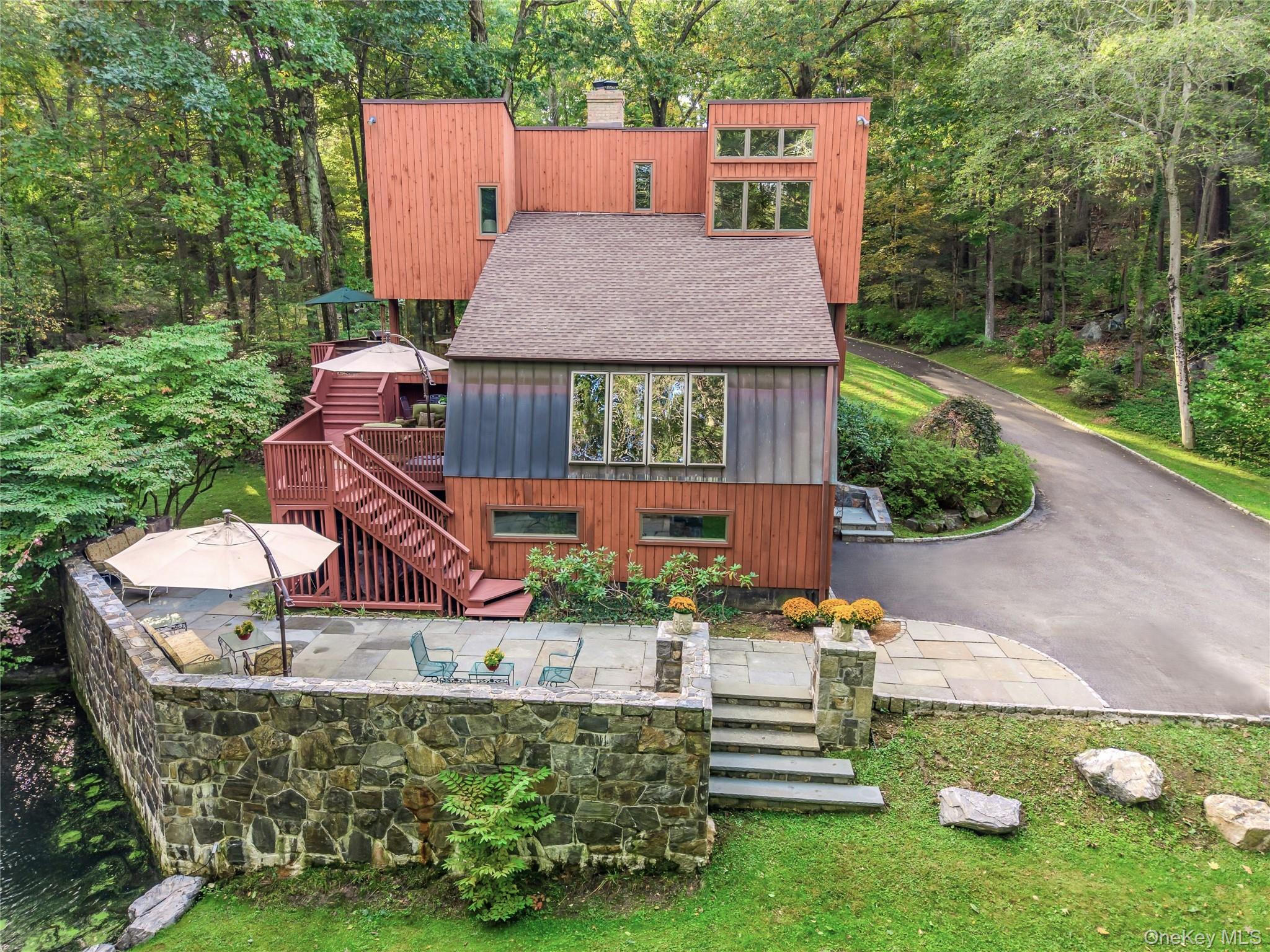 7 Cabin Ridge Road Property Photo 2