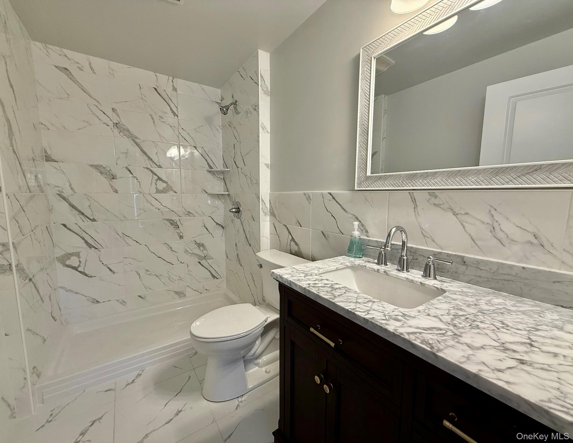 61 South Property Photo 6