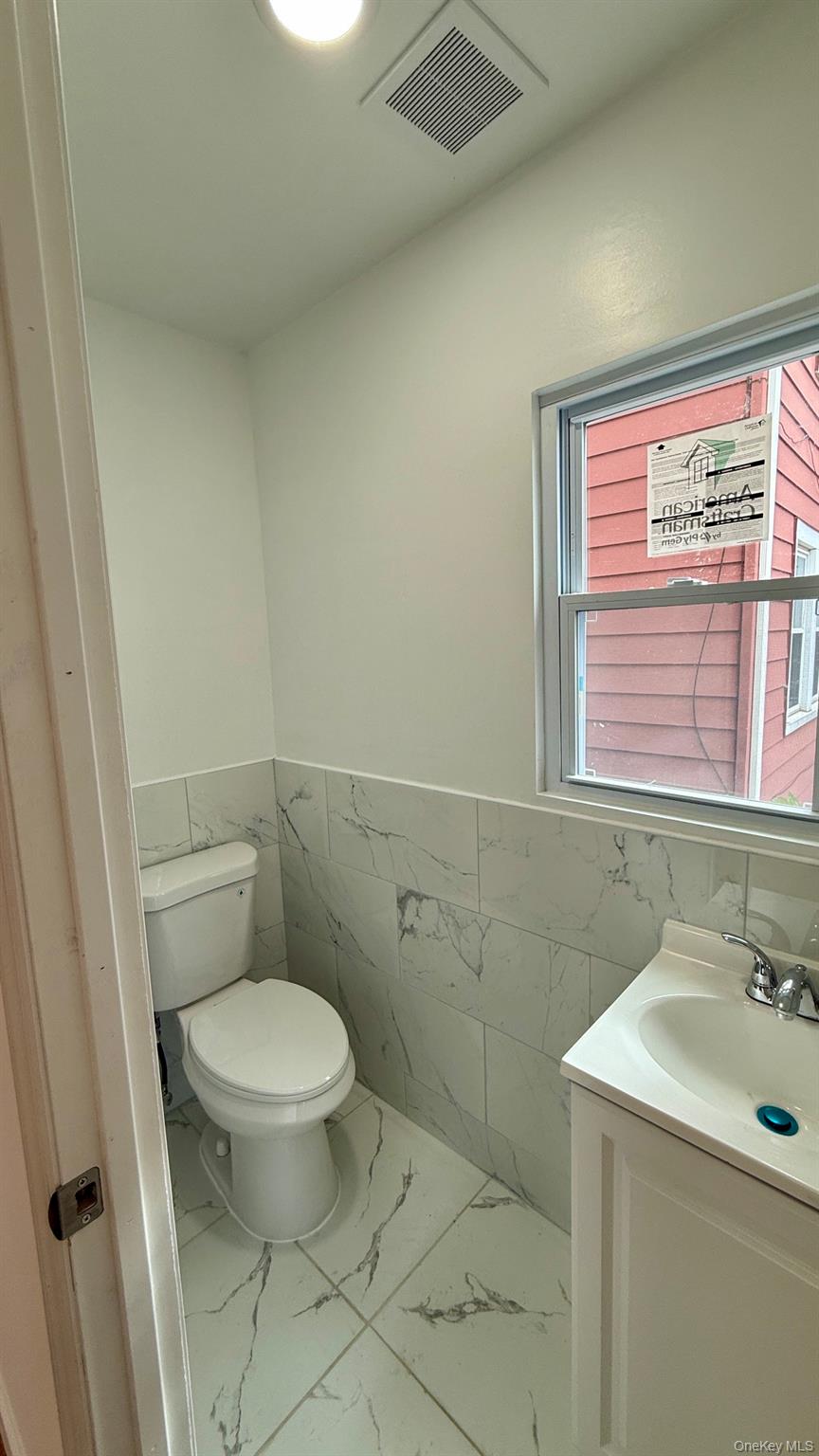 10327 219th Street Property Photo 13