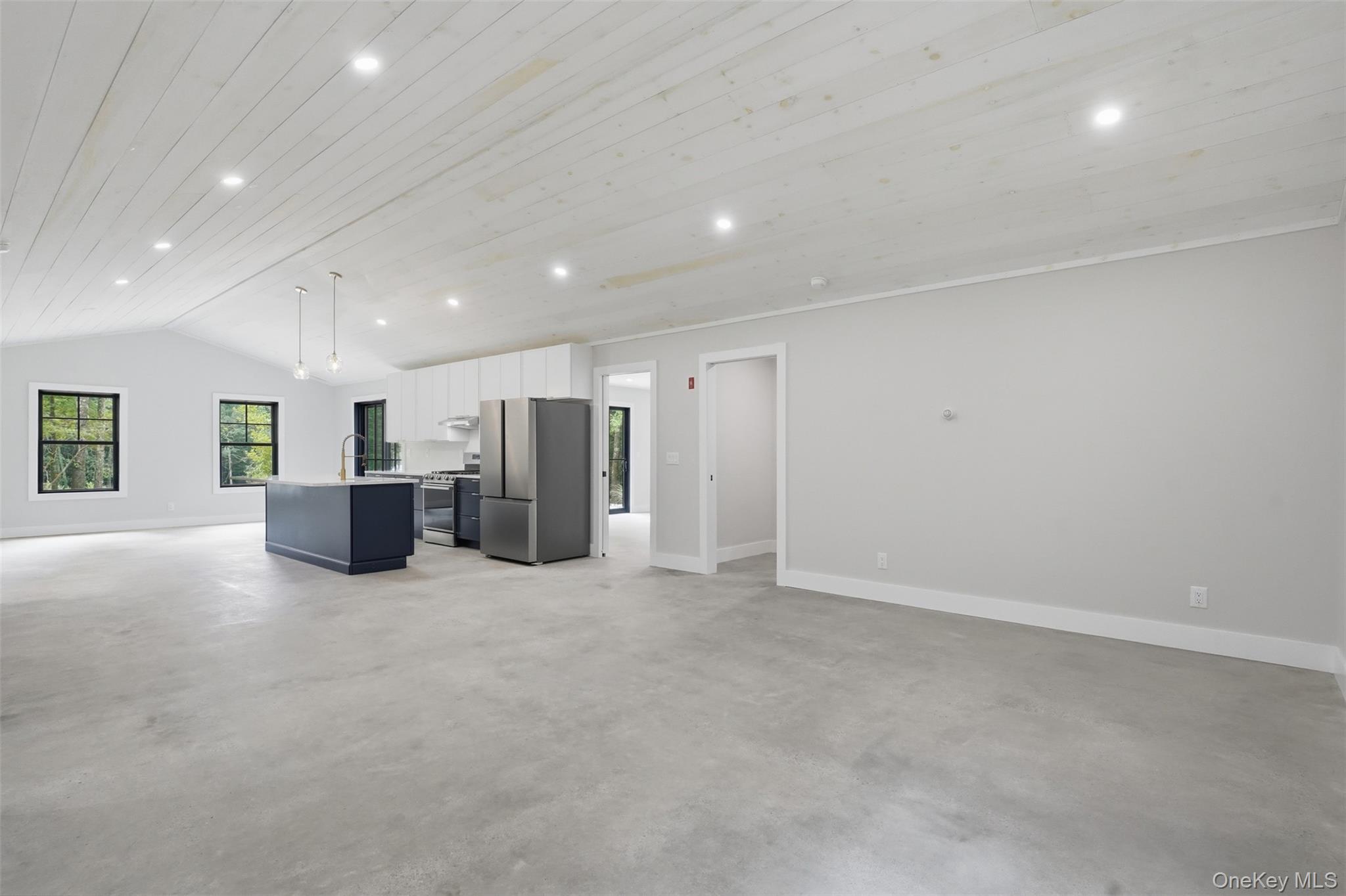 493 Samsonville Road Property Photo 8