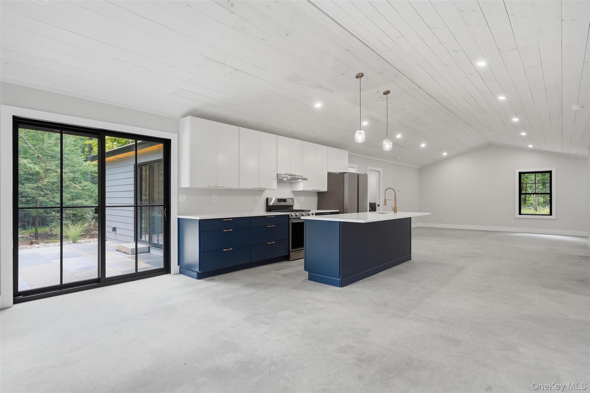 493 Samsonville Road Property Photo 12