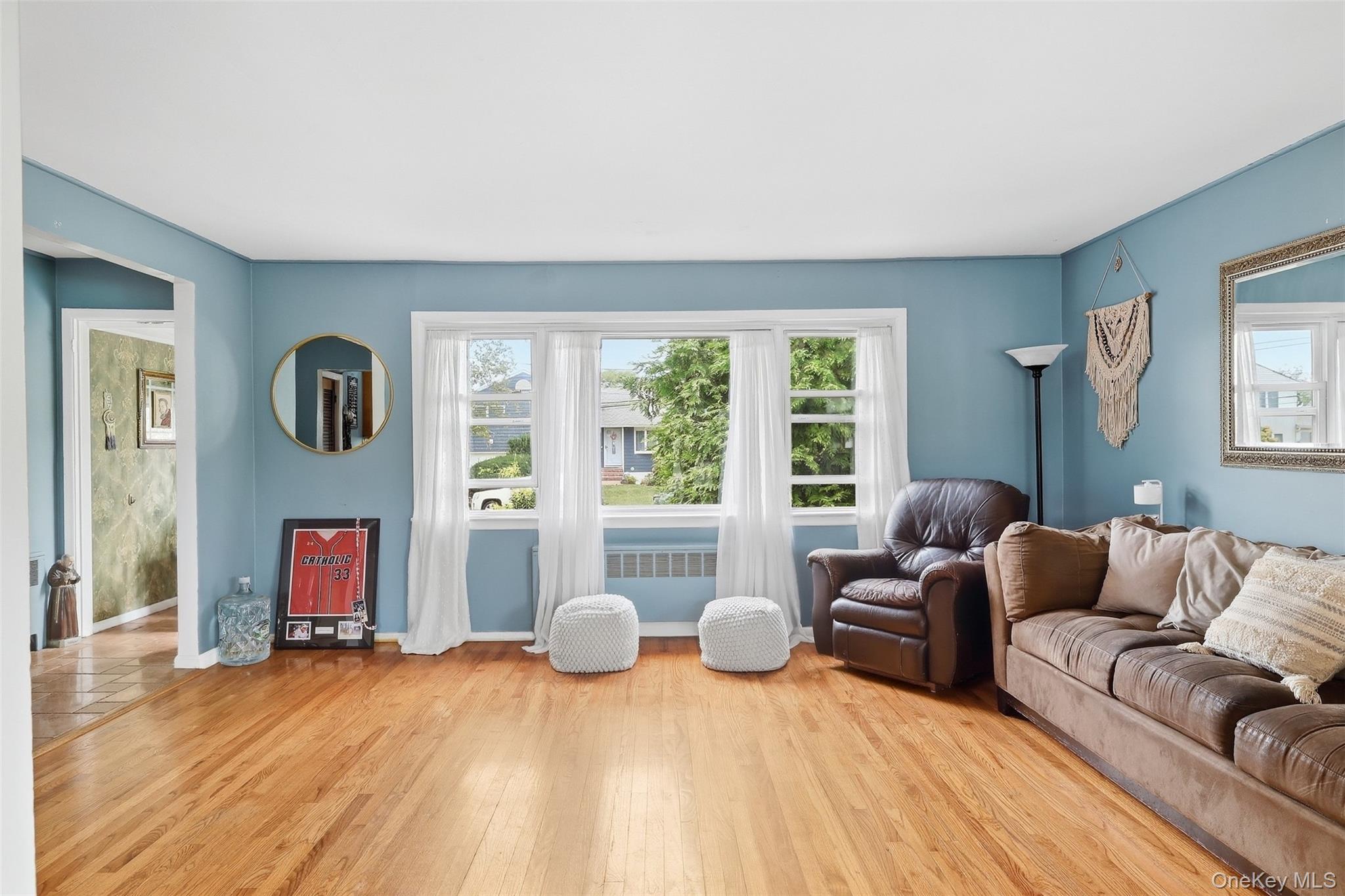 208 Island Parkway Property Photo 6