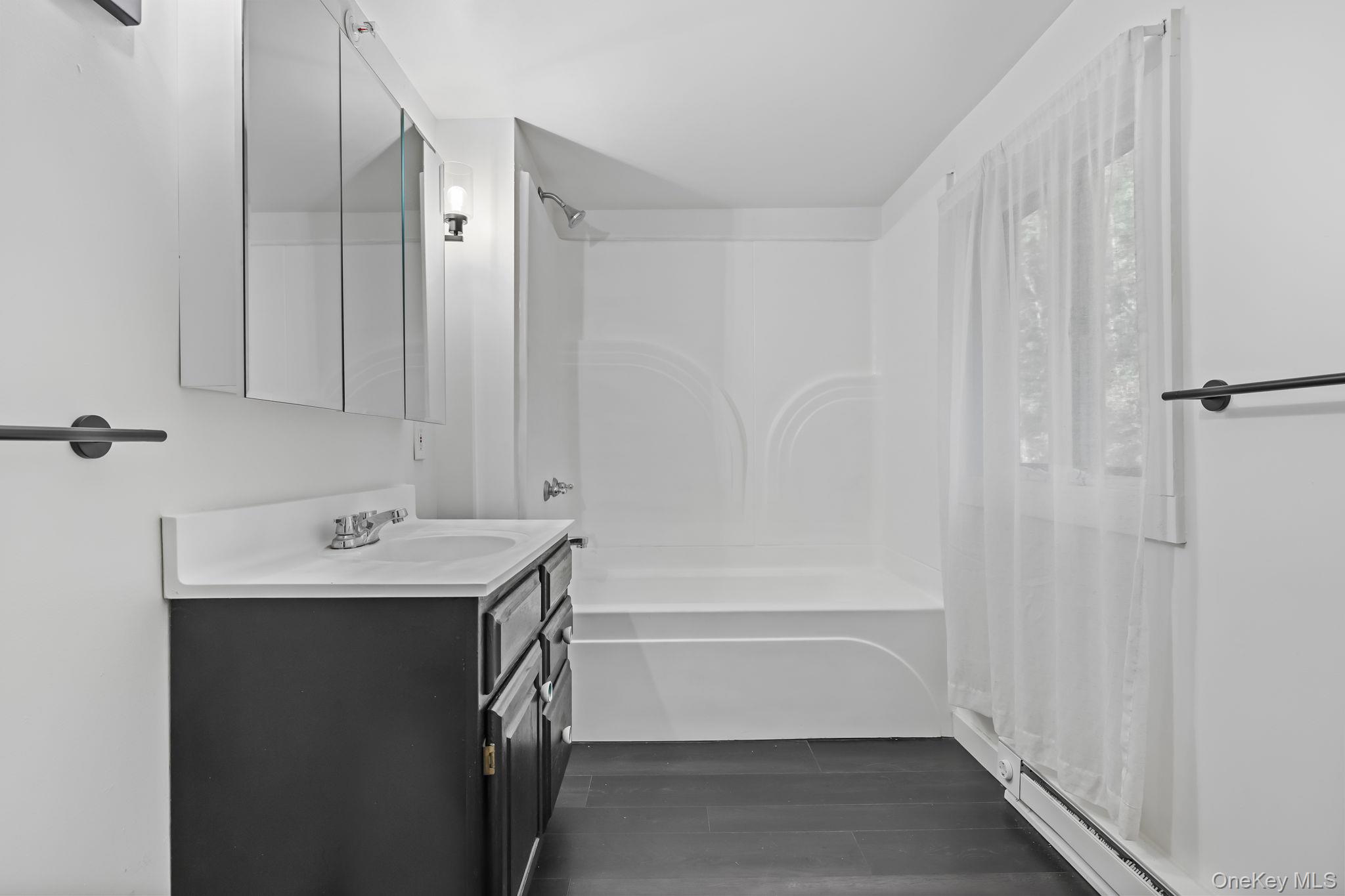 1300-1302 Route 22 Property Photo 22