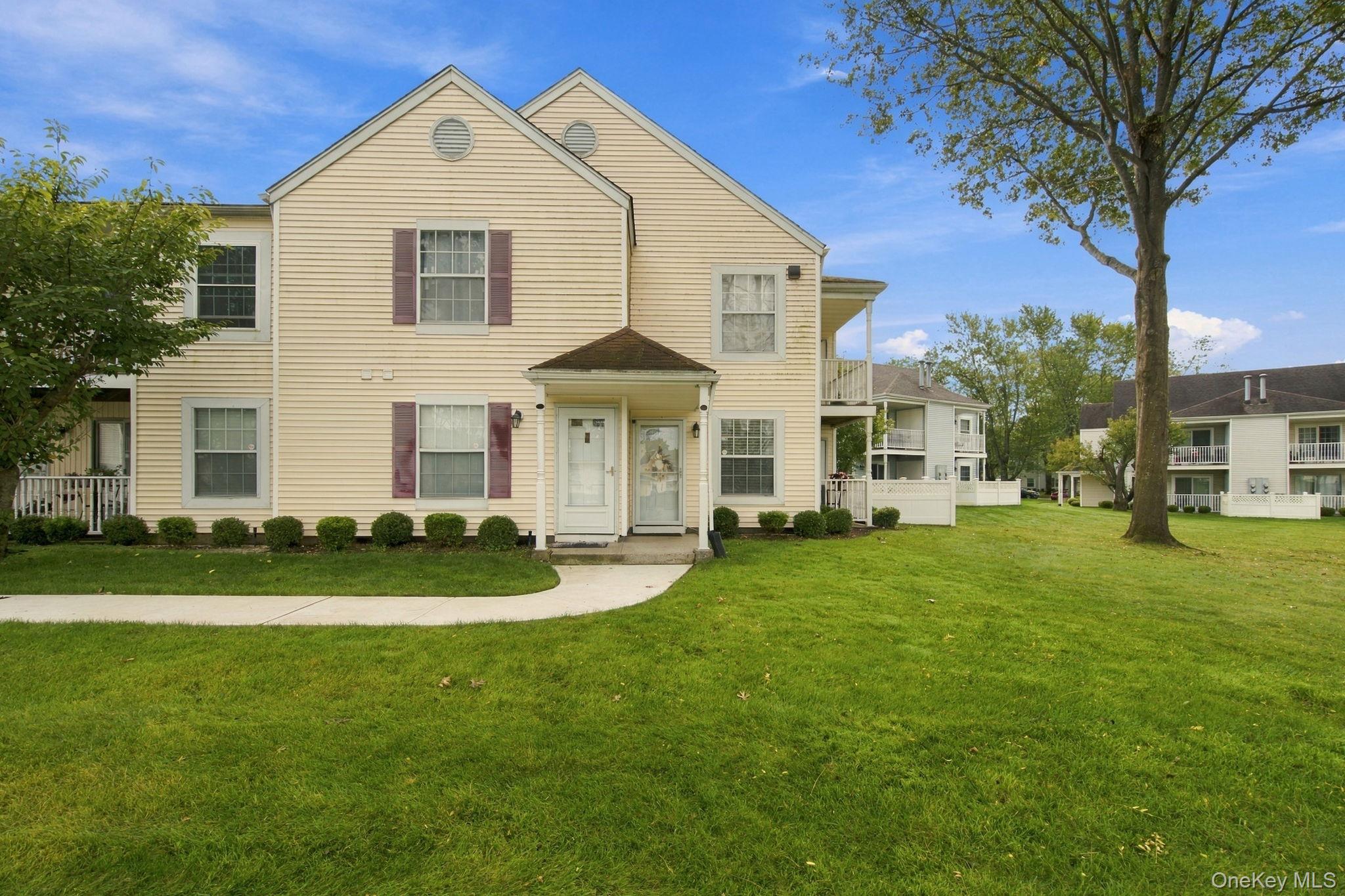 100 Fairview Circle Property Photo 2