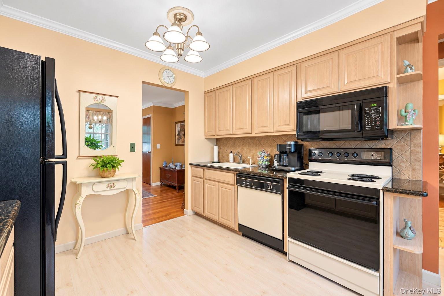 2306 Pine Avenue Property Photo 18