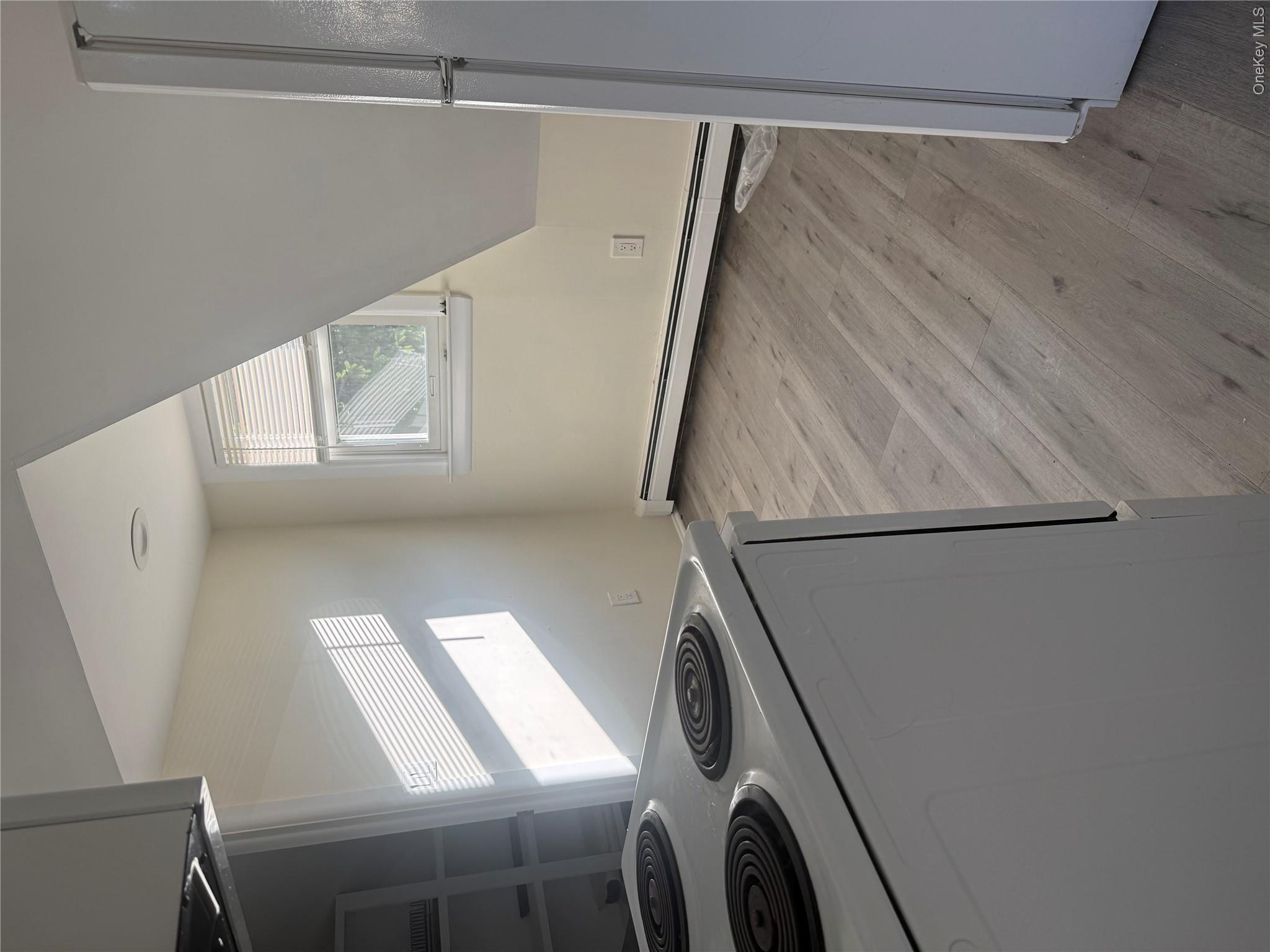 2 Lee Avenue 2 Property Photo 5
