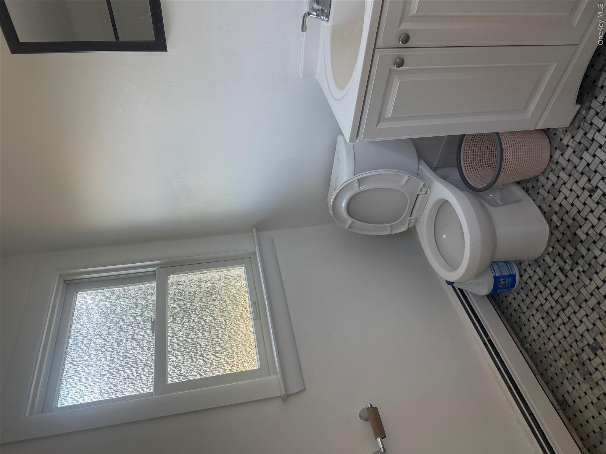 2 Lee Avenue 2 Property Photo 6