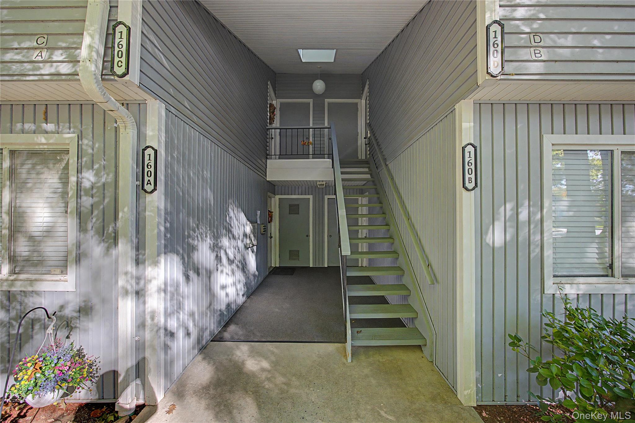 160 Carriage Court D Property Photo 2