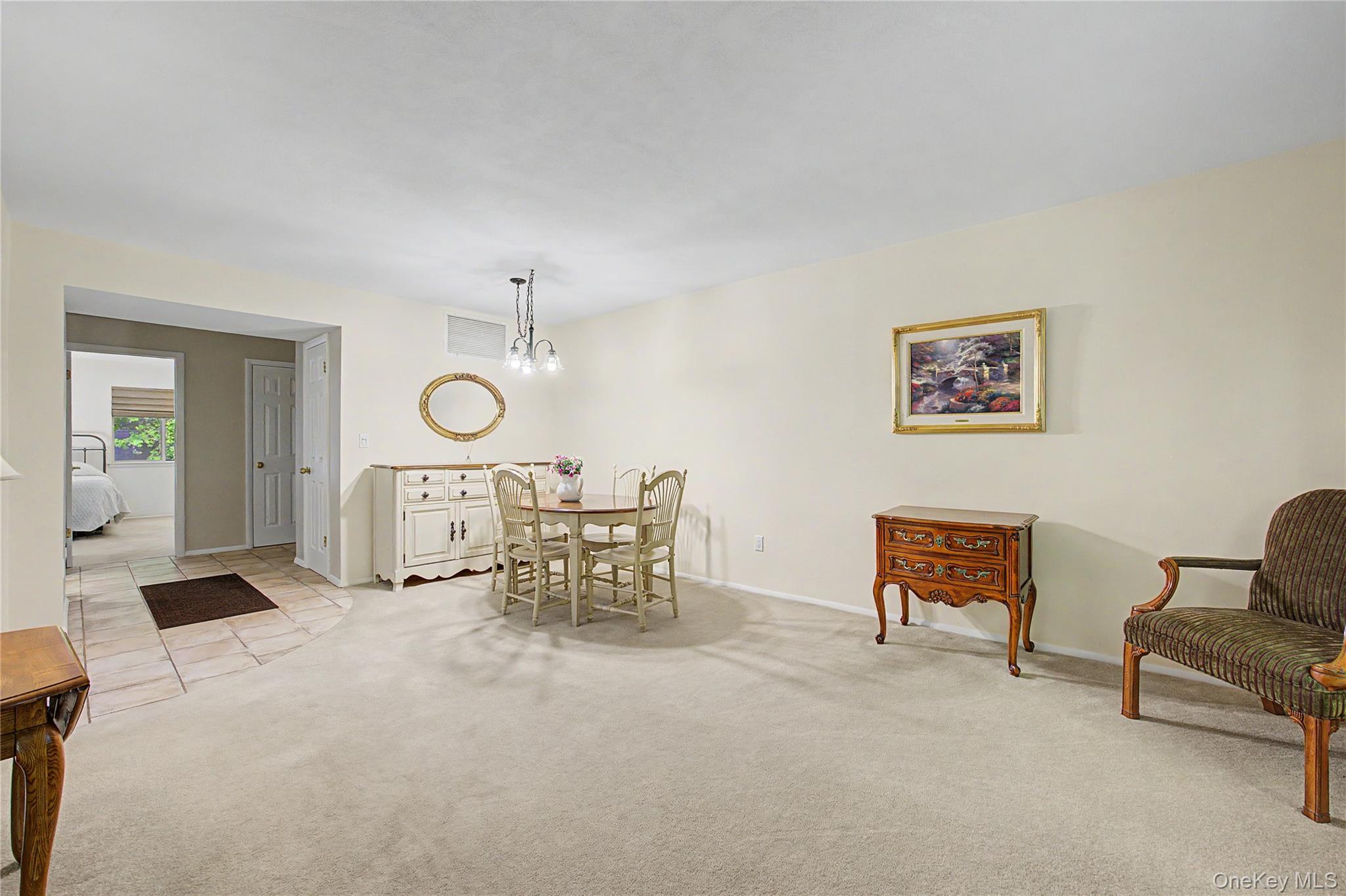 160 Carriage Court D Property Photo 5