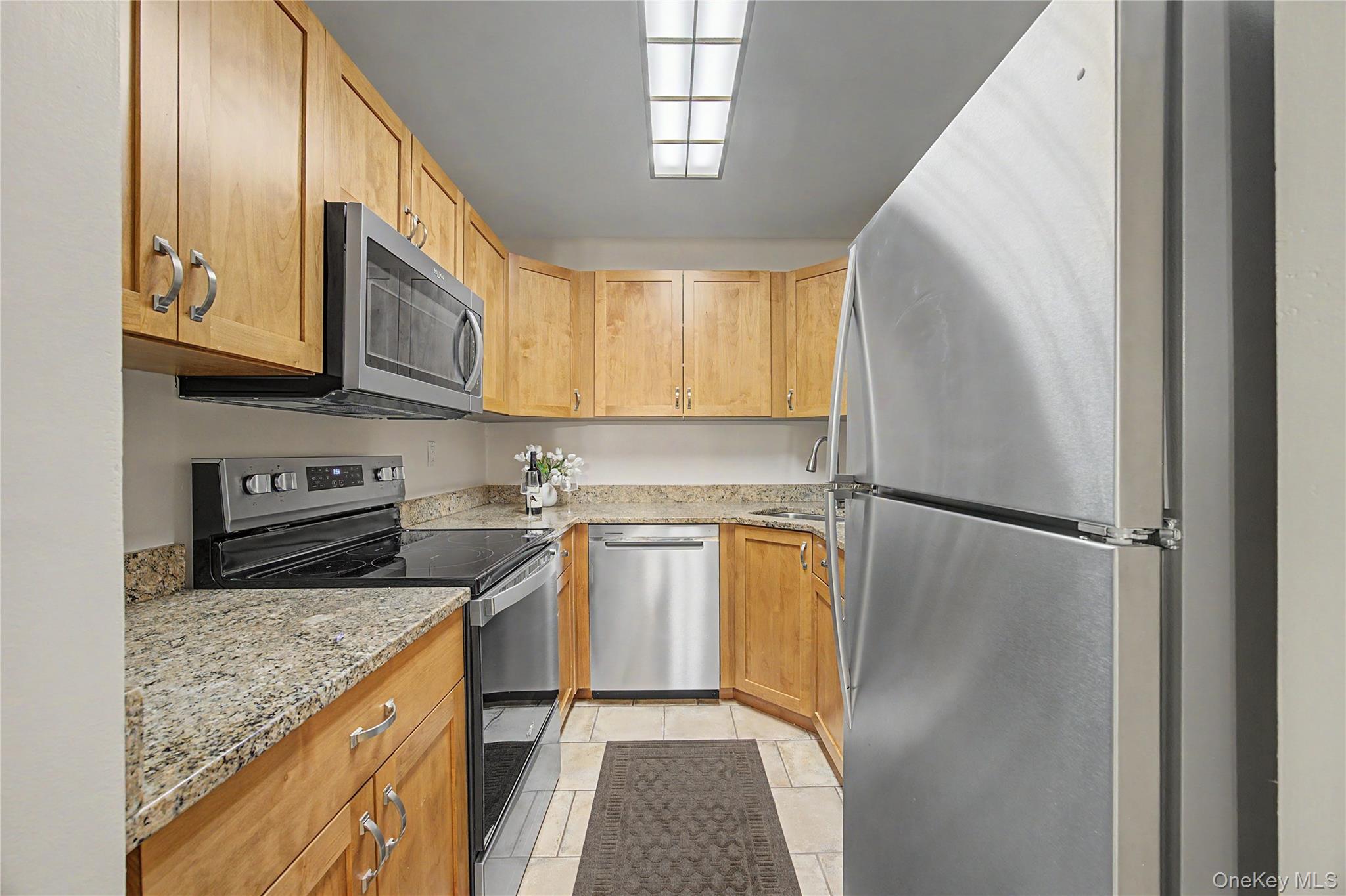 160 Carriage Court D Property Photo 10