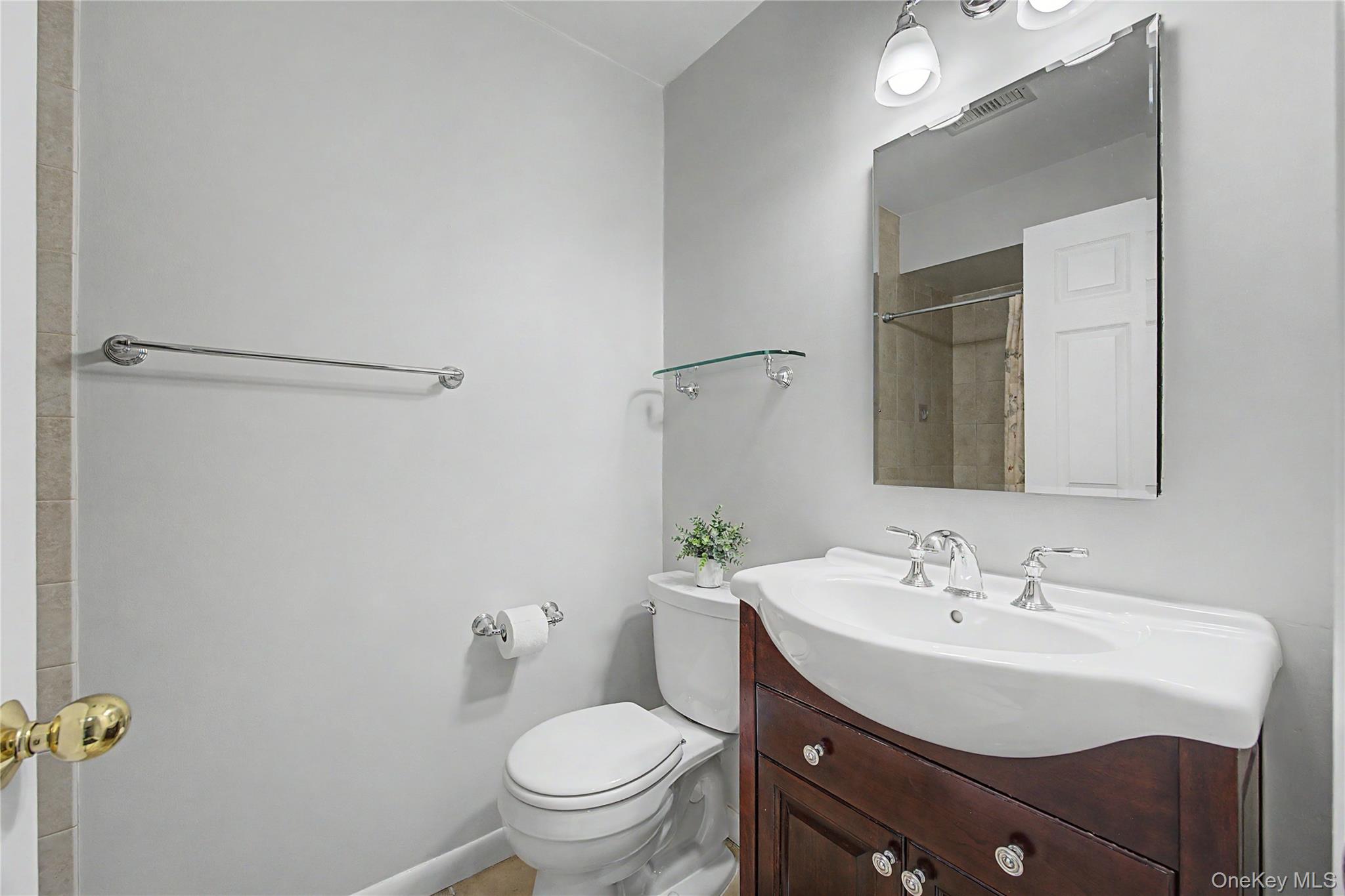 160 Carriage Court D Property Photo 15