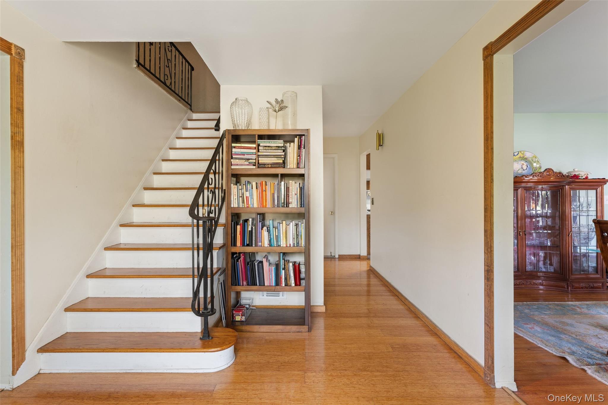 16 Cadillac Drive Property Photo 3