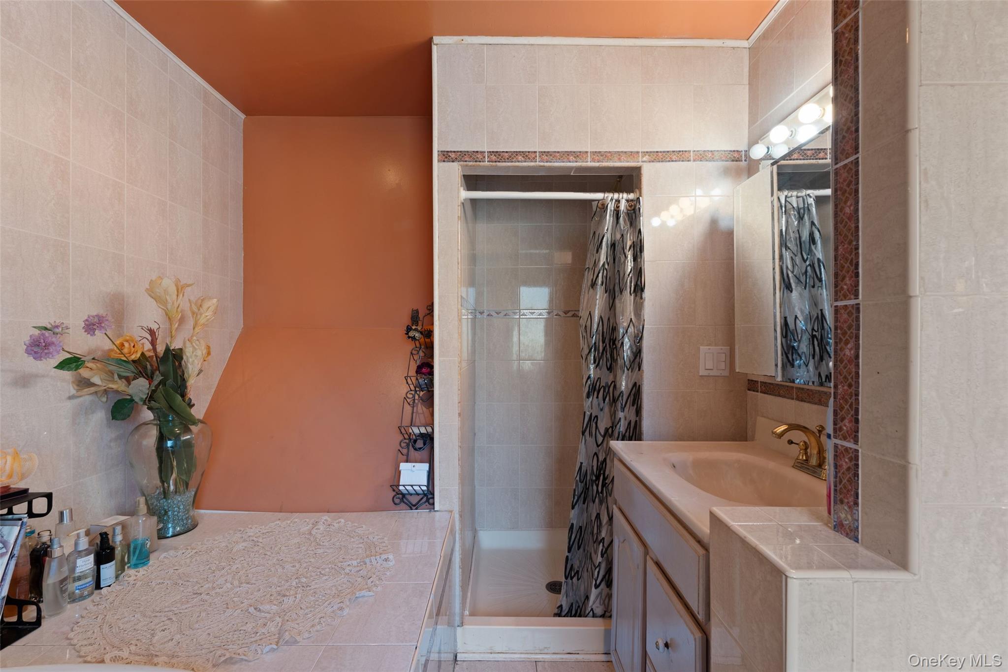 16 Cadillac Drive Property Photo 16