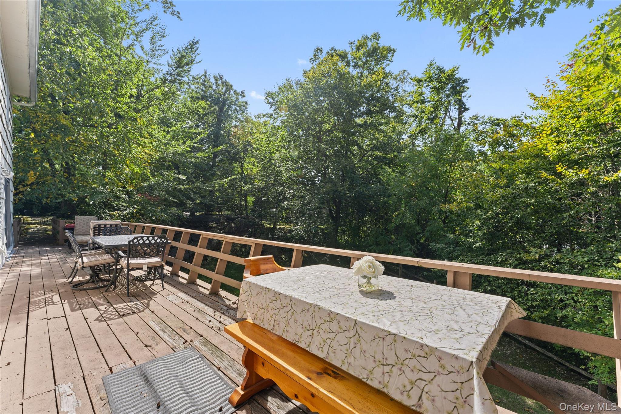 16 Cadillac Drive Property Photo 22
