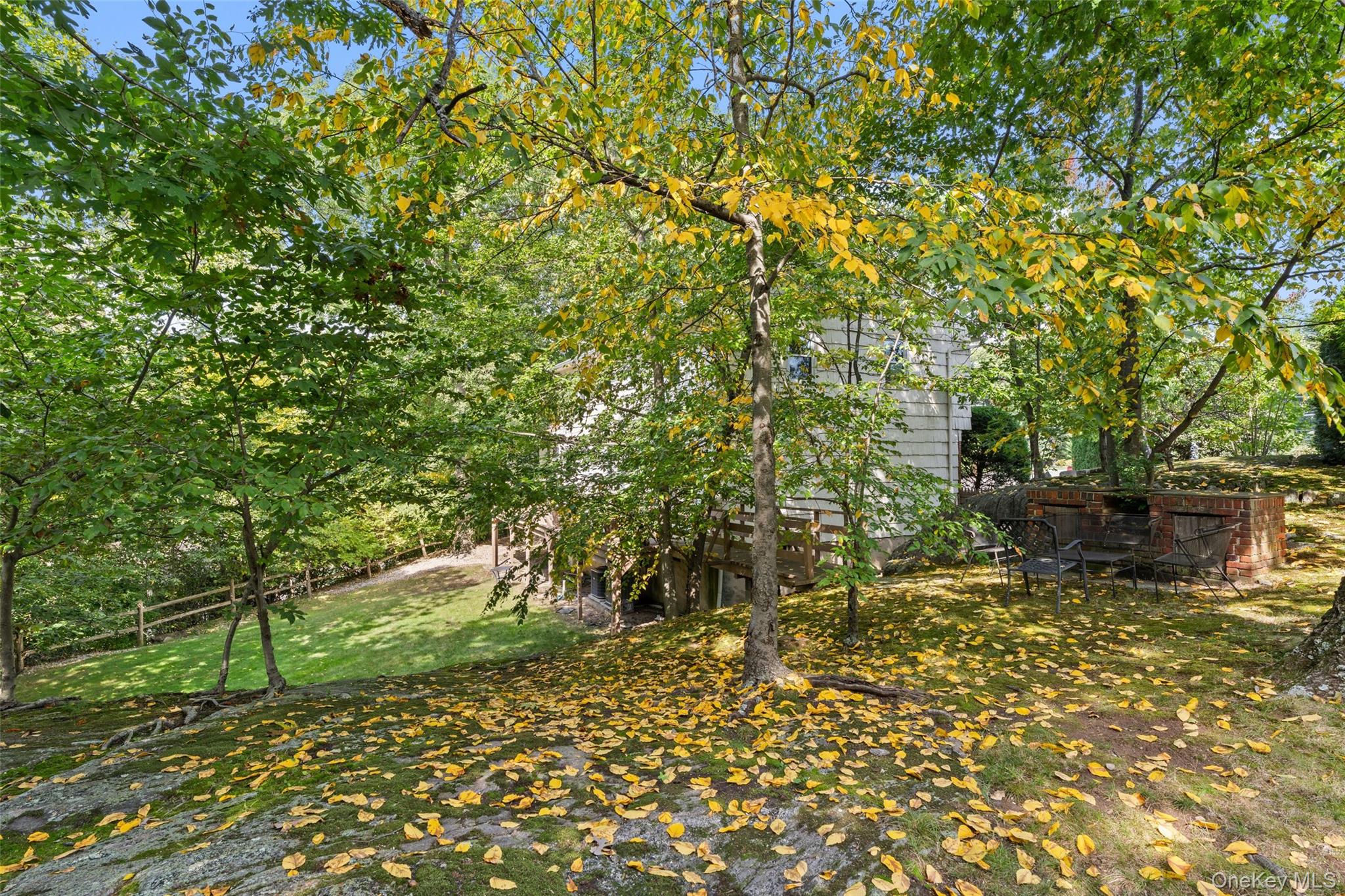 16 Cadillac Drive Property Photo 24