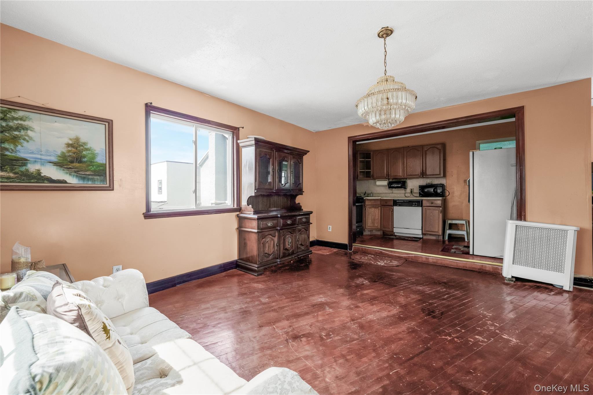 231-08 Mentone Avenue Property Photo 12